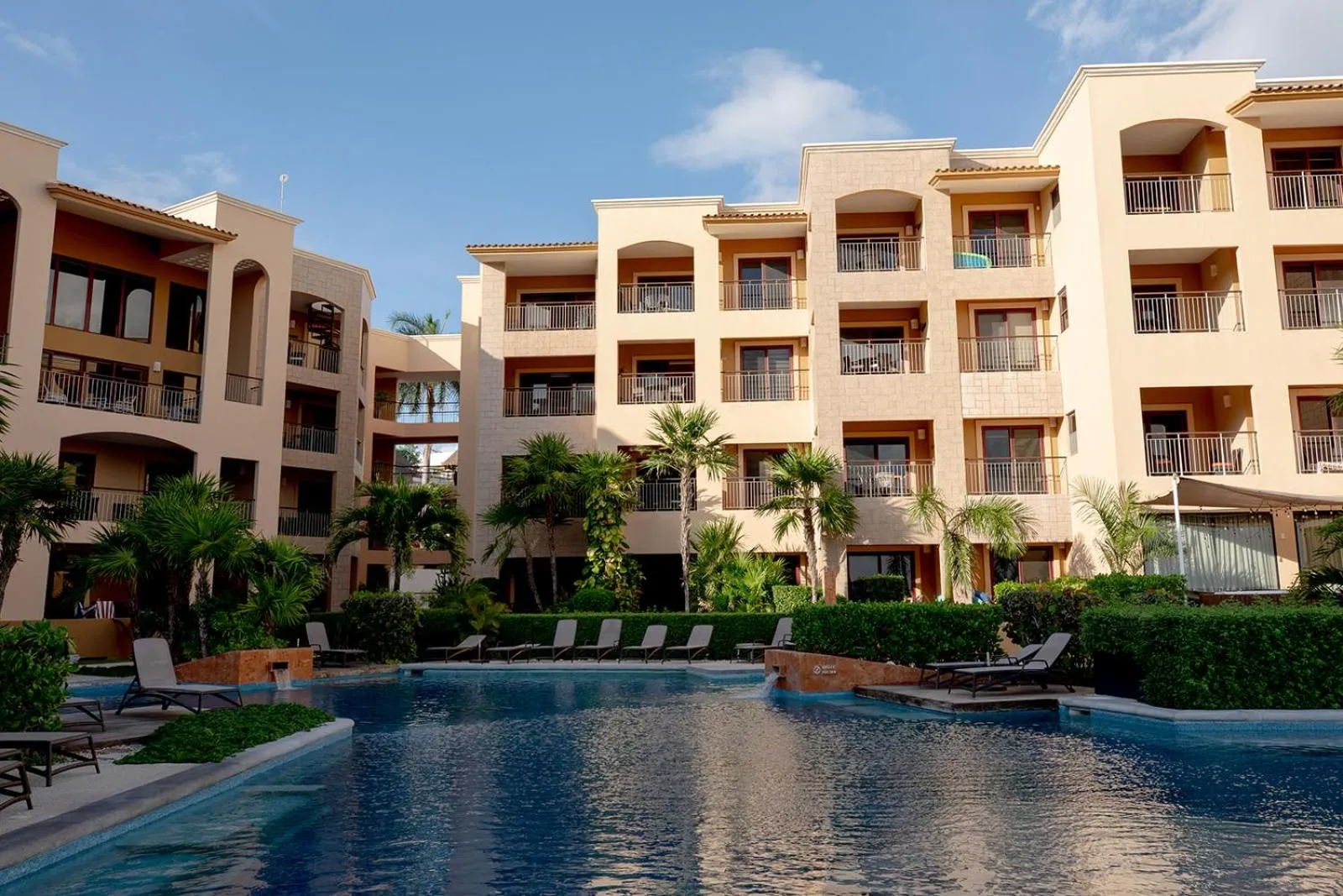 Swimming pool in Oceanfront el Faro Surf 302