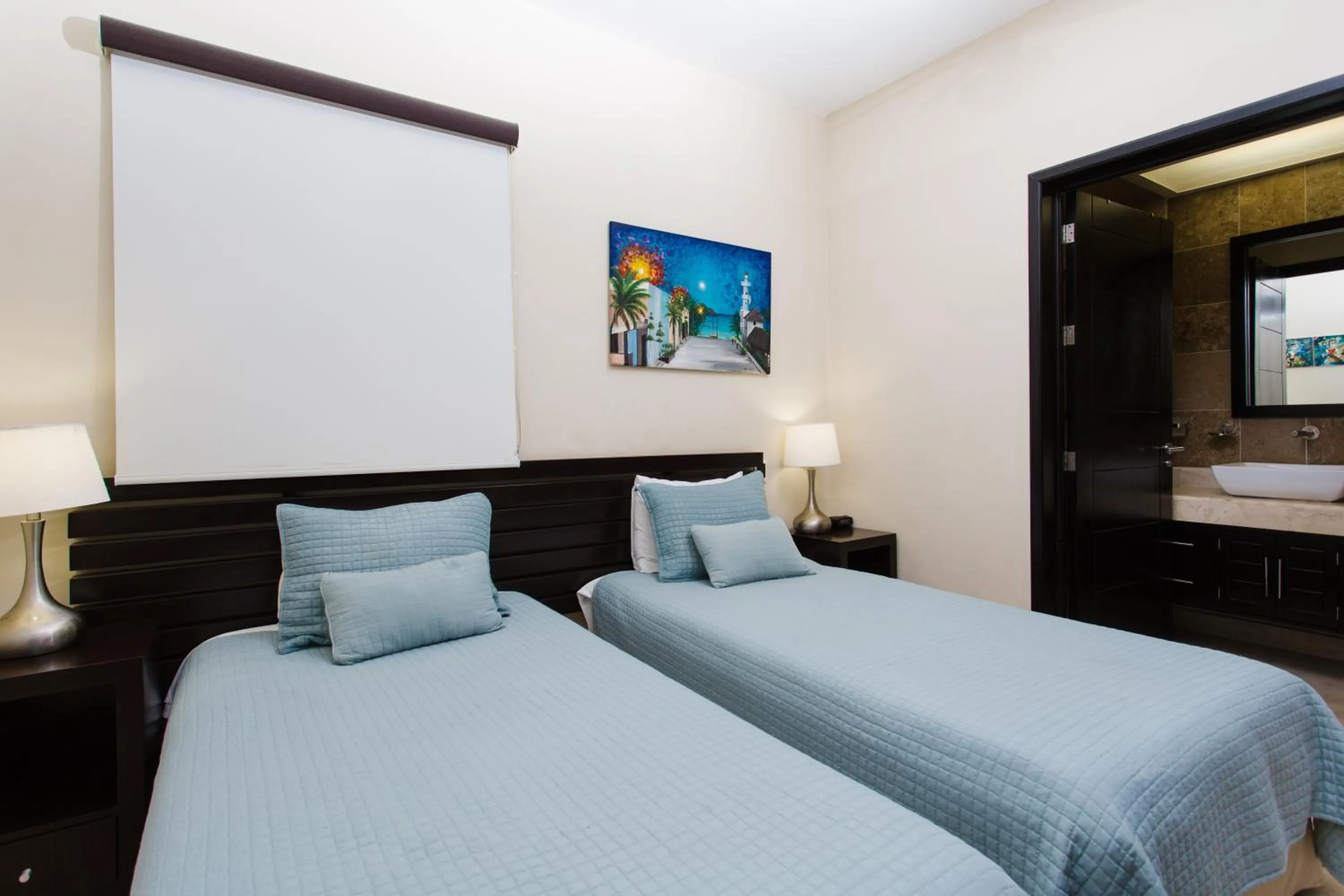 Bedroom, Bed in Oceanfront el Faro Surf 302