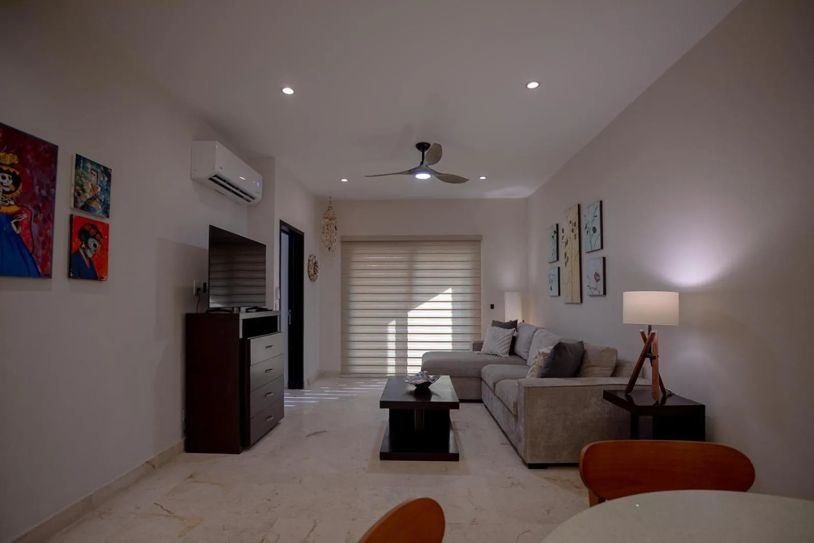 TV and multimedia in Oceanfront el Faro Surf 302