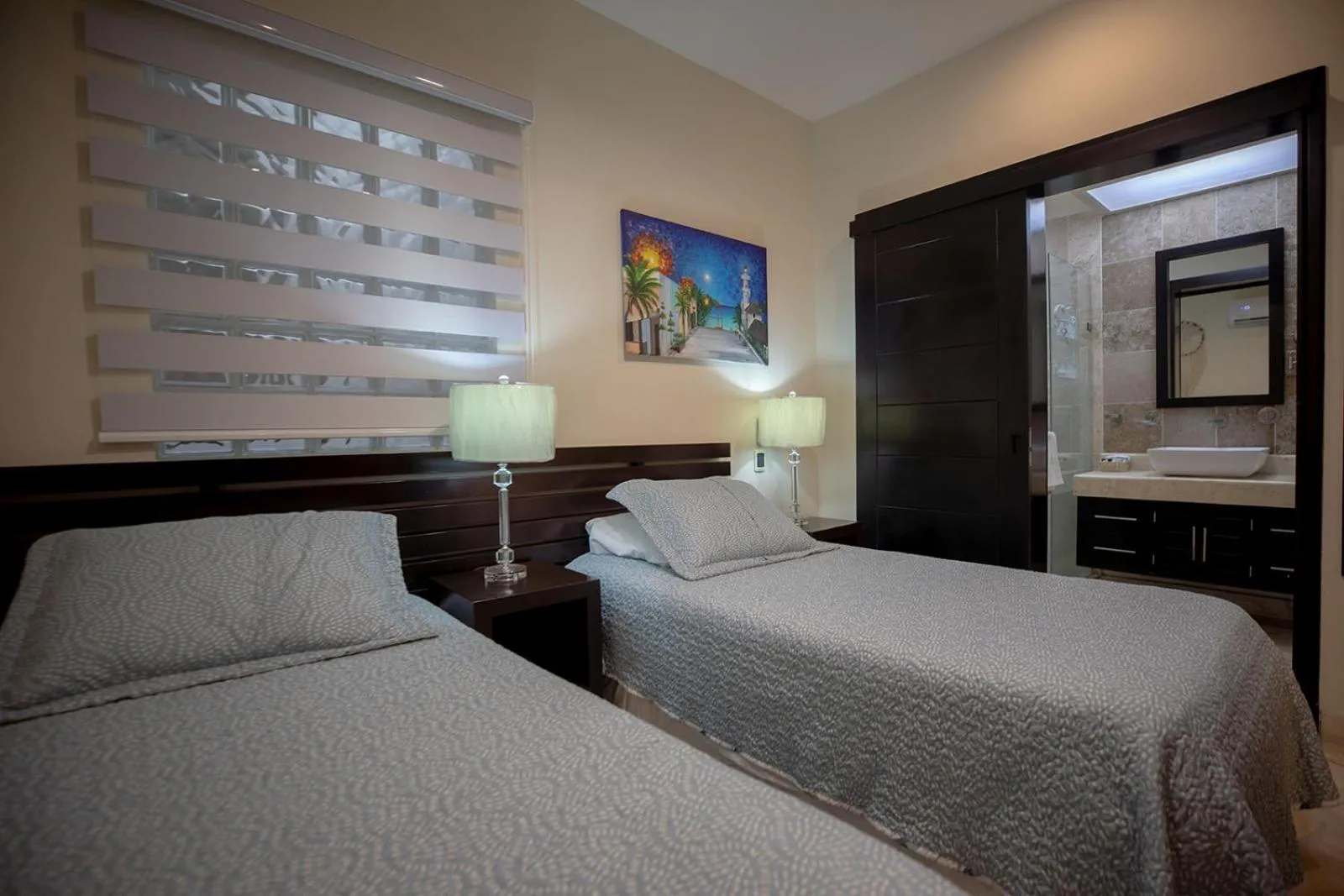 Bed in Oceanfront el Faro Surf 302