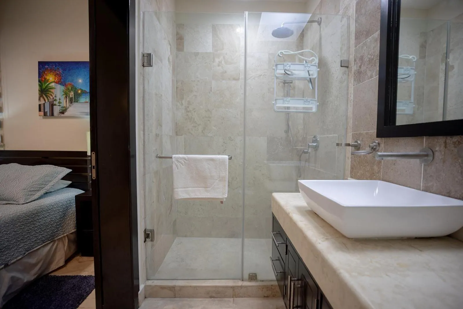 Shower in Oceanfront el Faro Surf 302
