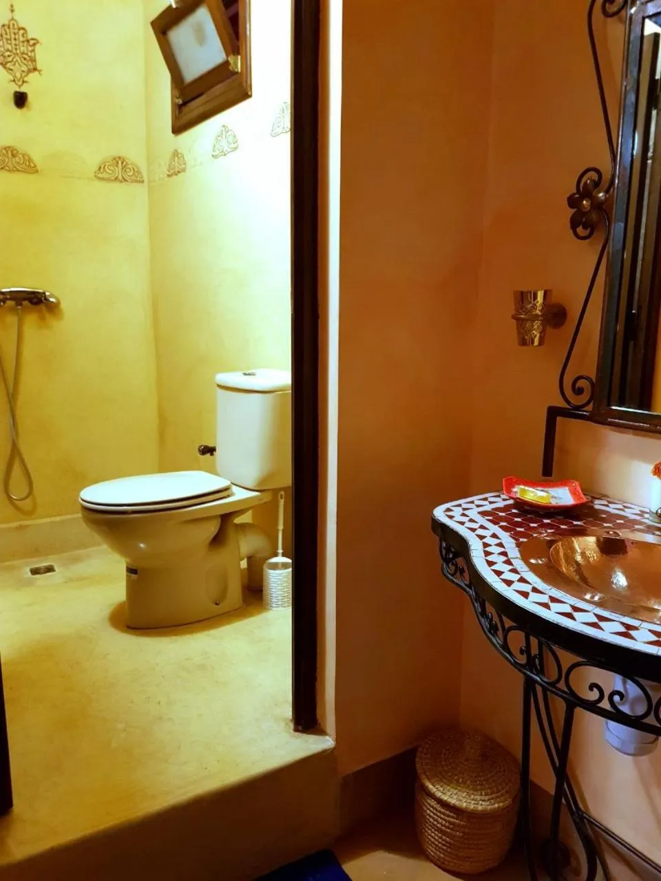 Bathroom in Riad Konouz