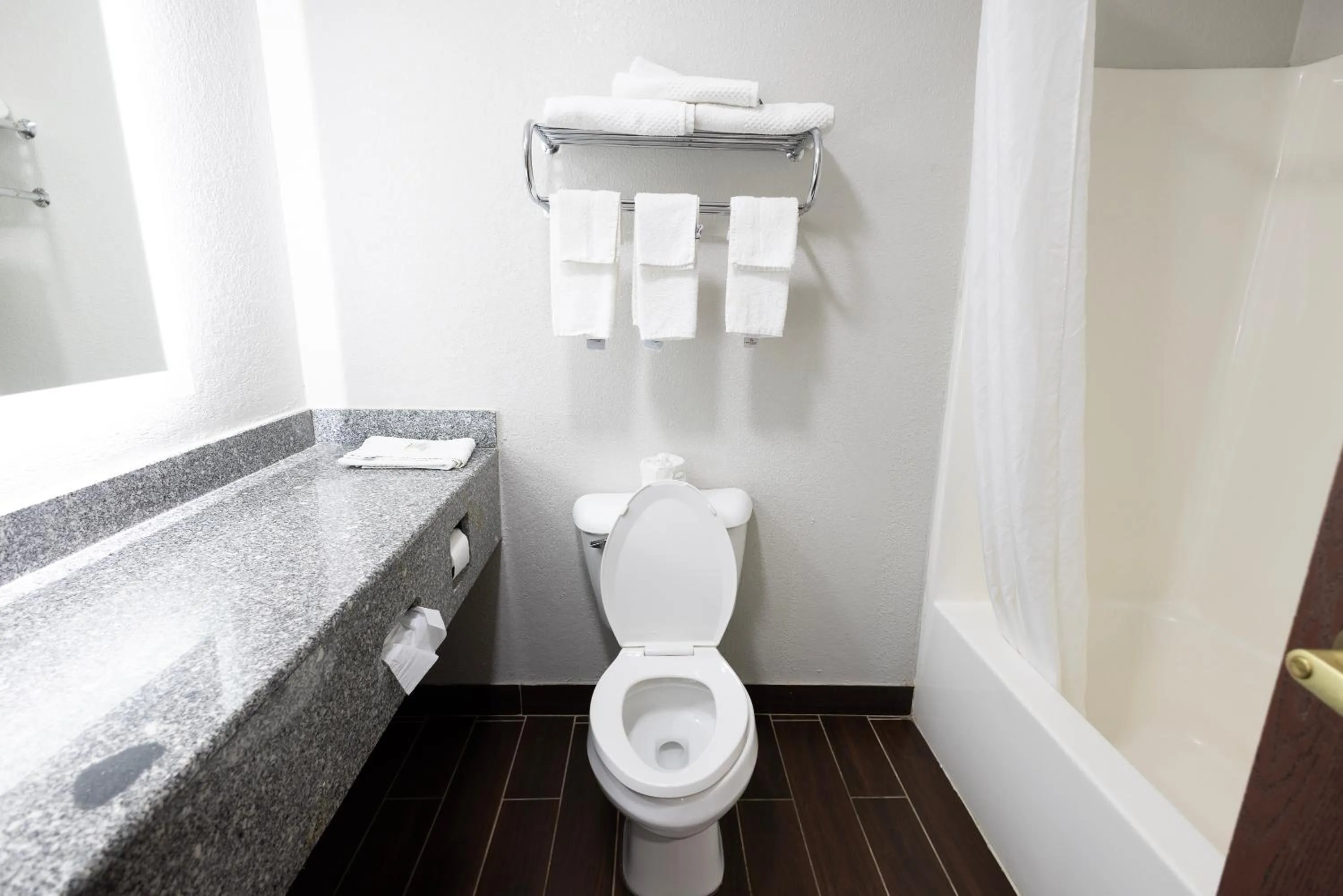 Bathroom in Countryside Inn and Suites