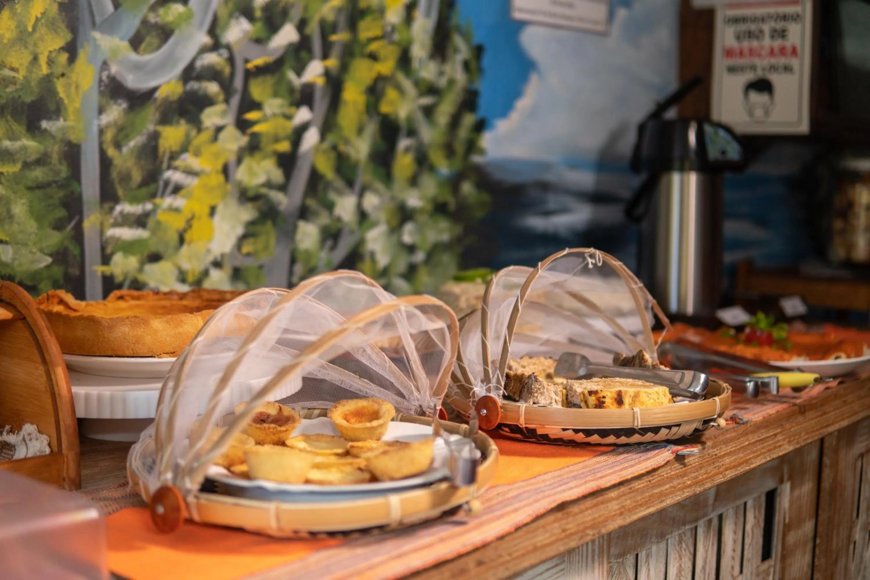 Buffet breakfast in PV Pousada Passarela da Vila