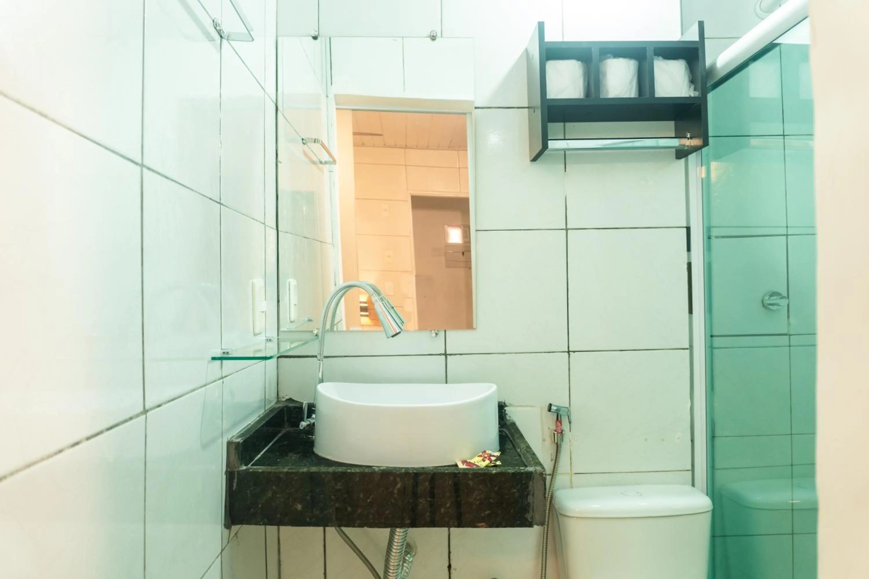 Toilet in PV Pousada Passarela da Vila