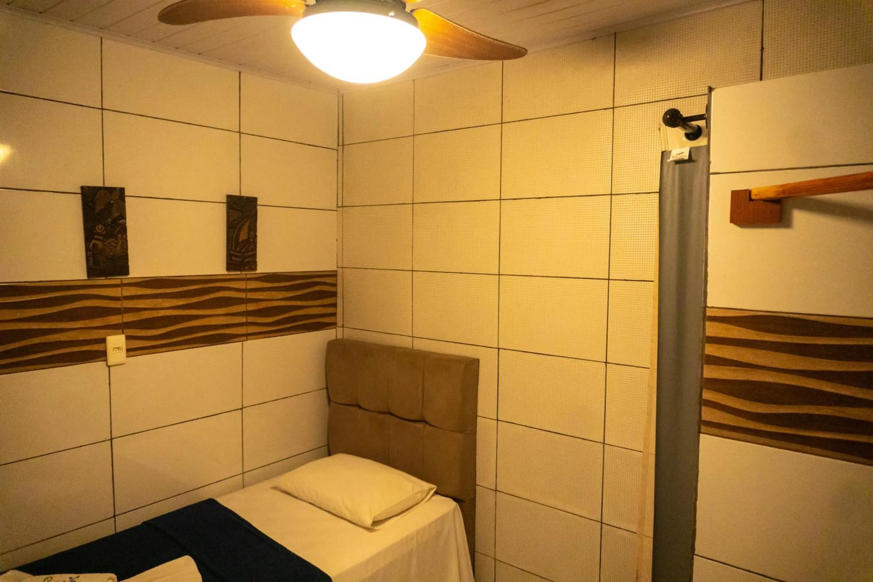 fireplace in PV Pousada Passarela da Vila