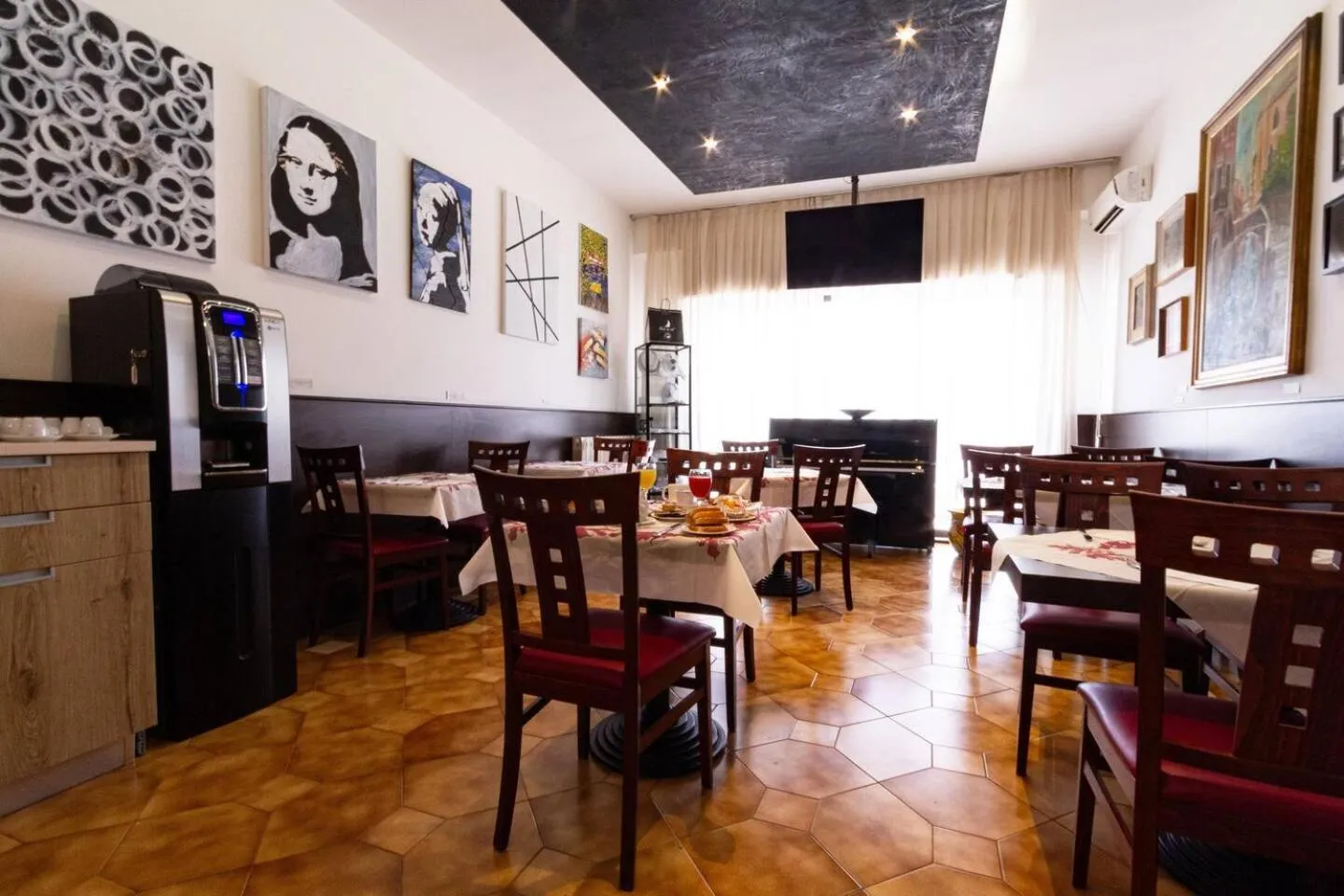 Breakfast in Hotel Guidi