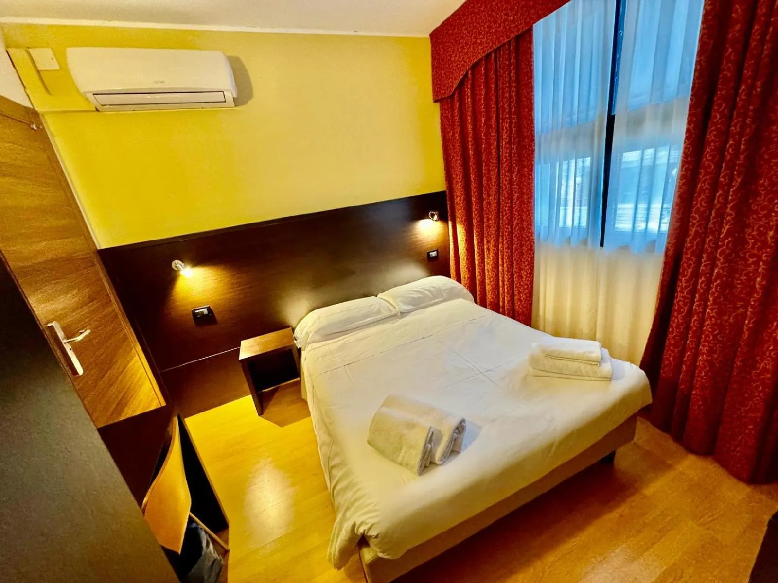 Bed in Hotel Guidi