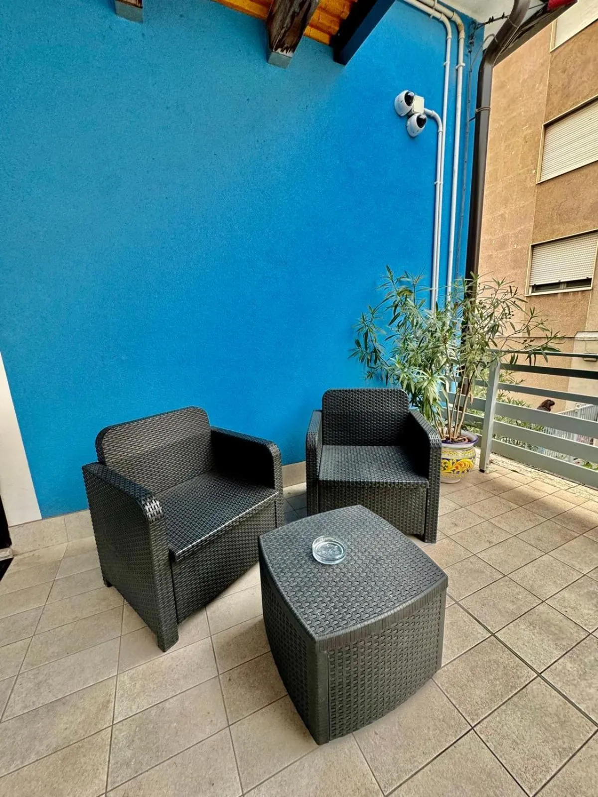 Communal lounge/ TV room in Hotel Guidi