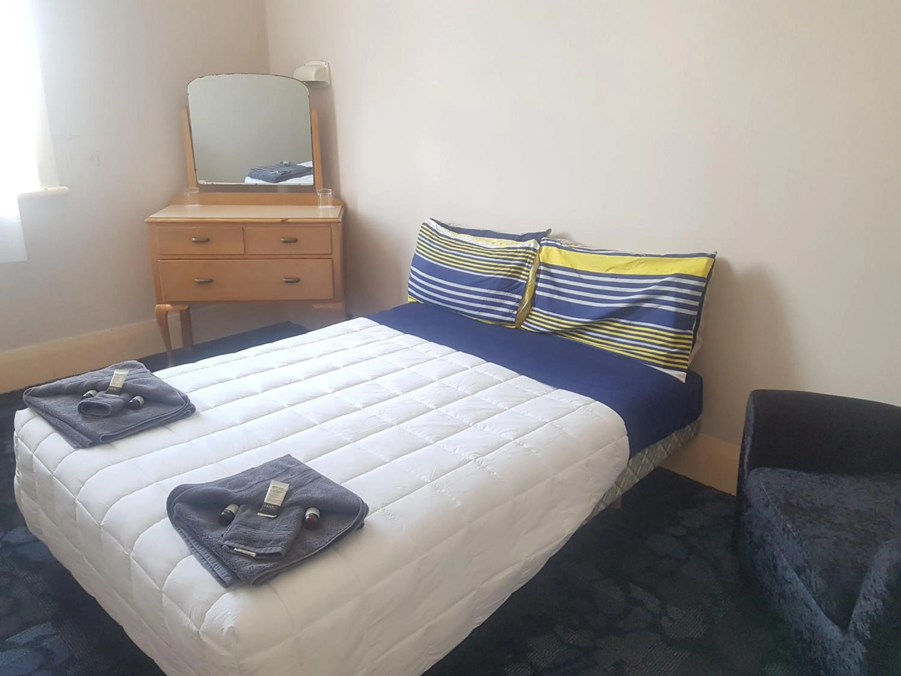 Bedroom in Northern Wairoa Hotel