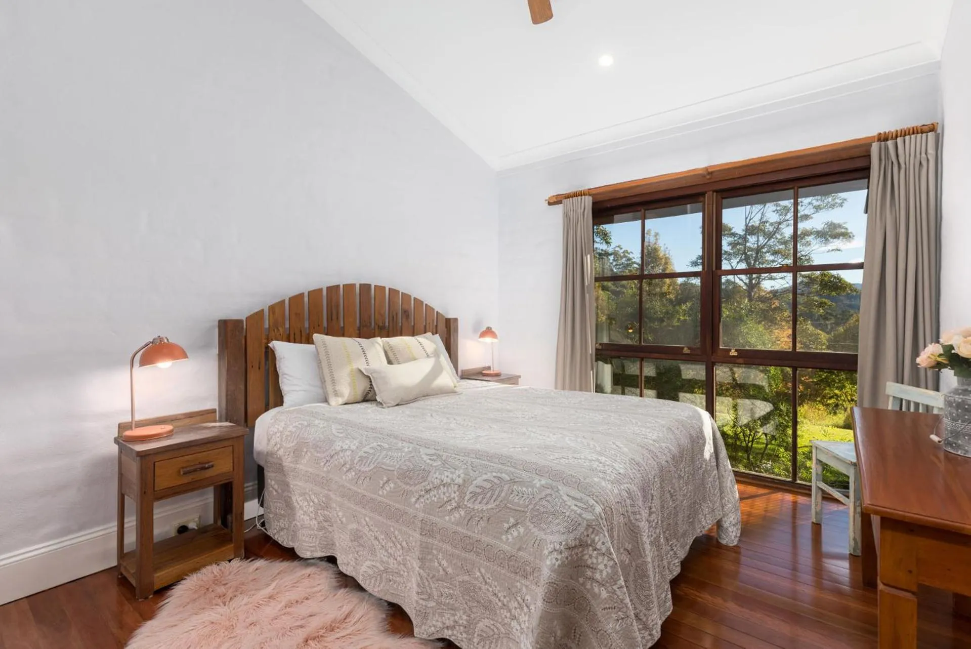 Bedroom, Bed in Friday Creek Retreat
