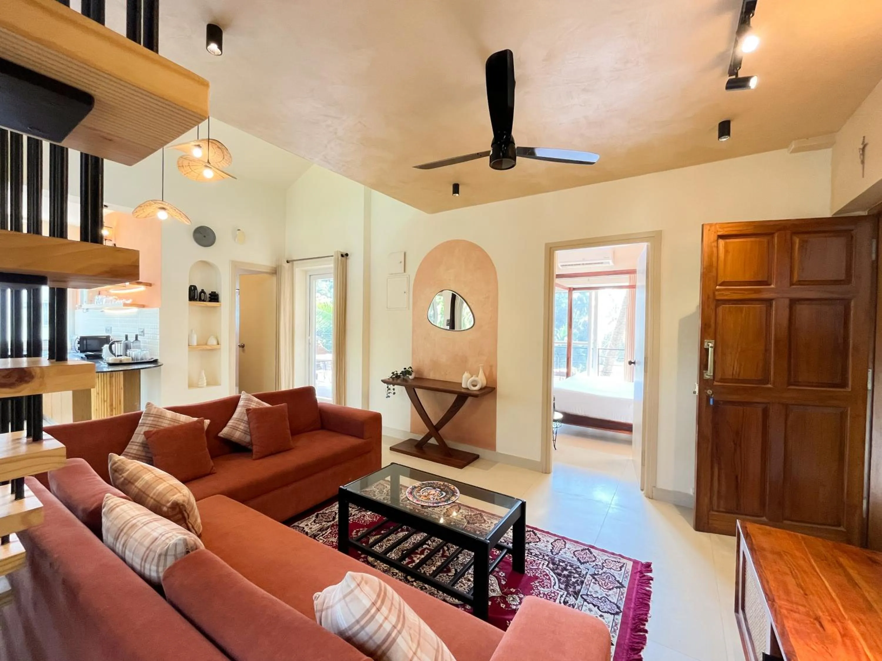 Living room in Rainforest Enclave, Arpora - 10 mins to Baga beach