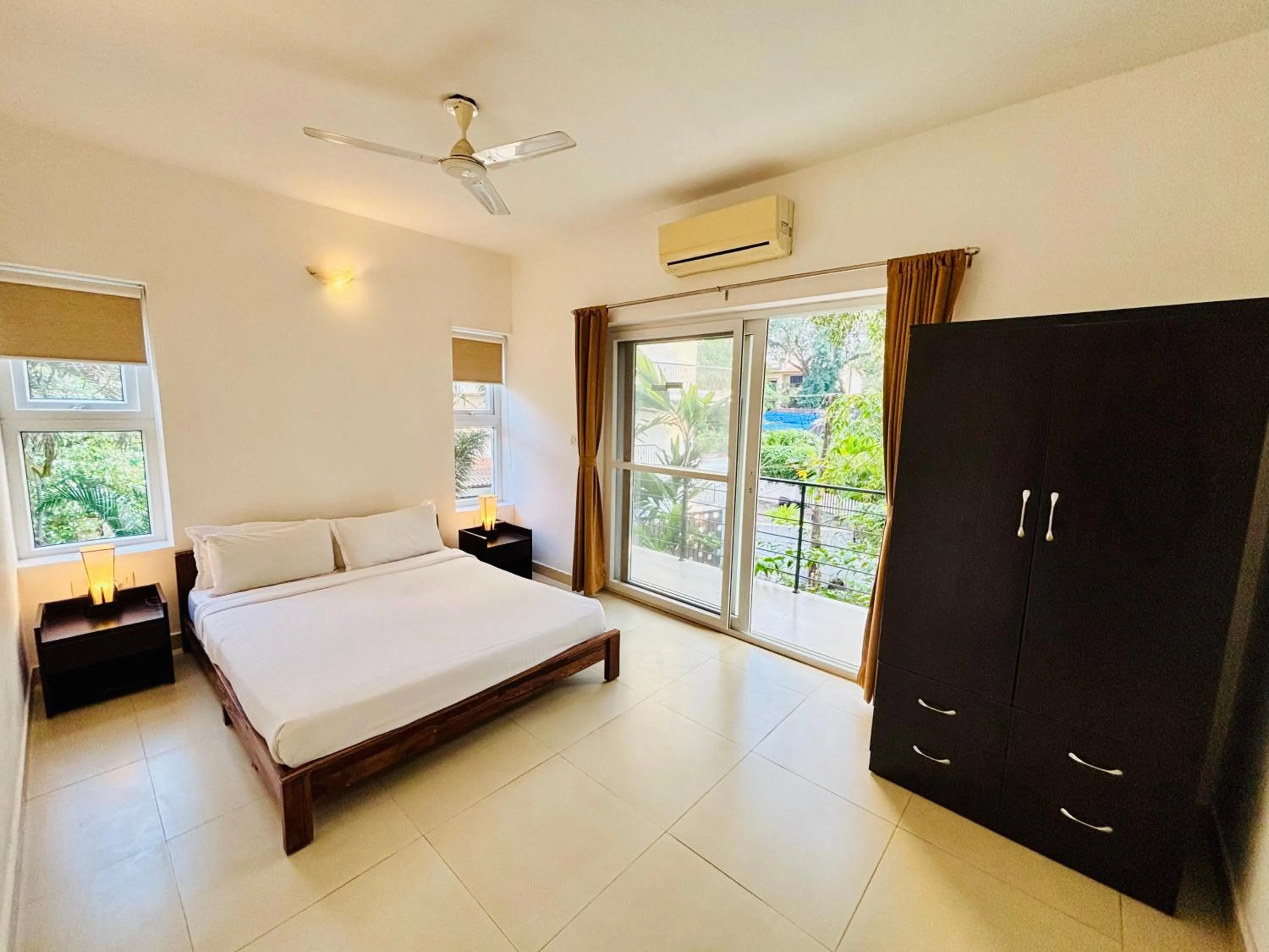 Bed in Rainforest Enclave, Arpora - 10 mins to Baga beach