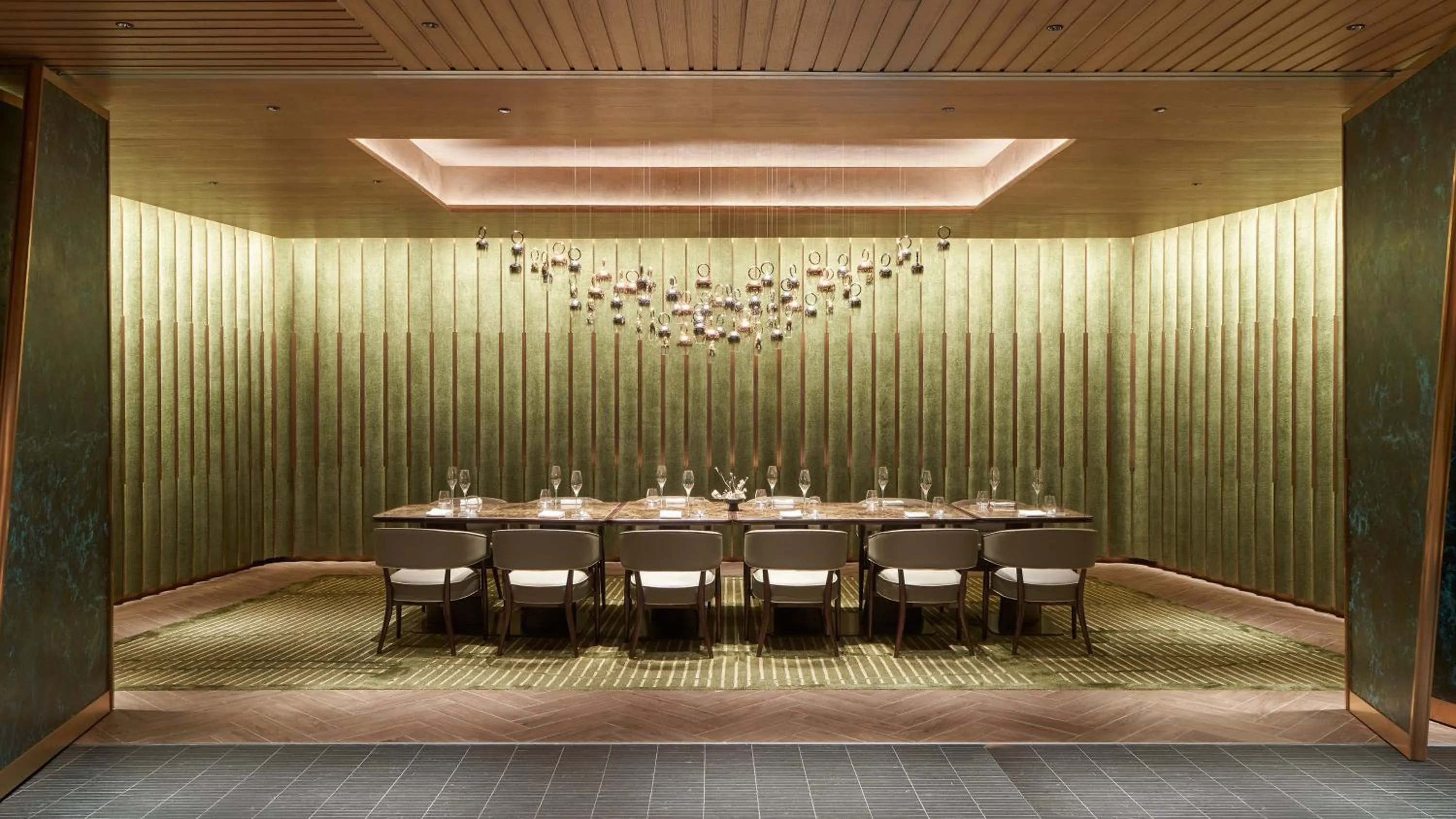 Restaurant/places to eat in Resorts World Sentosa - Crockfords Tower