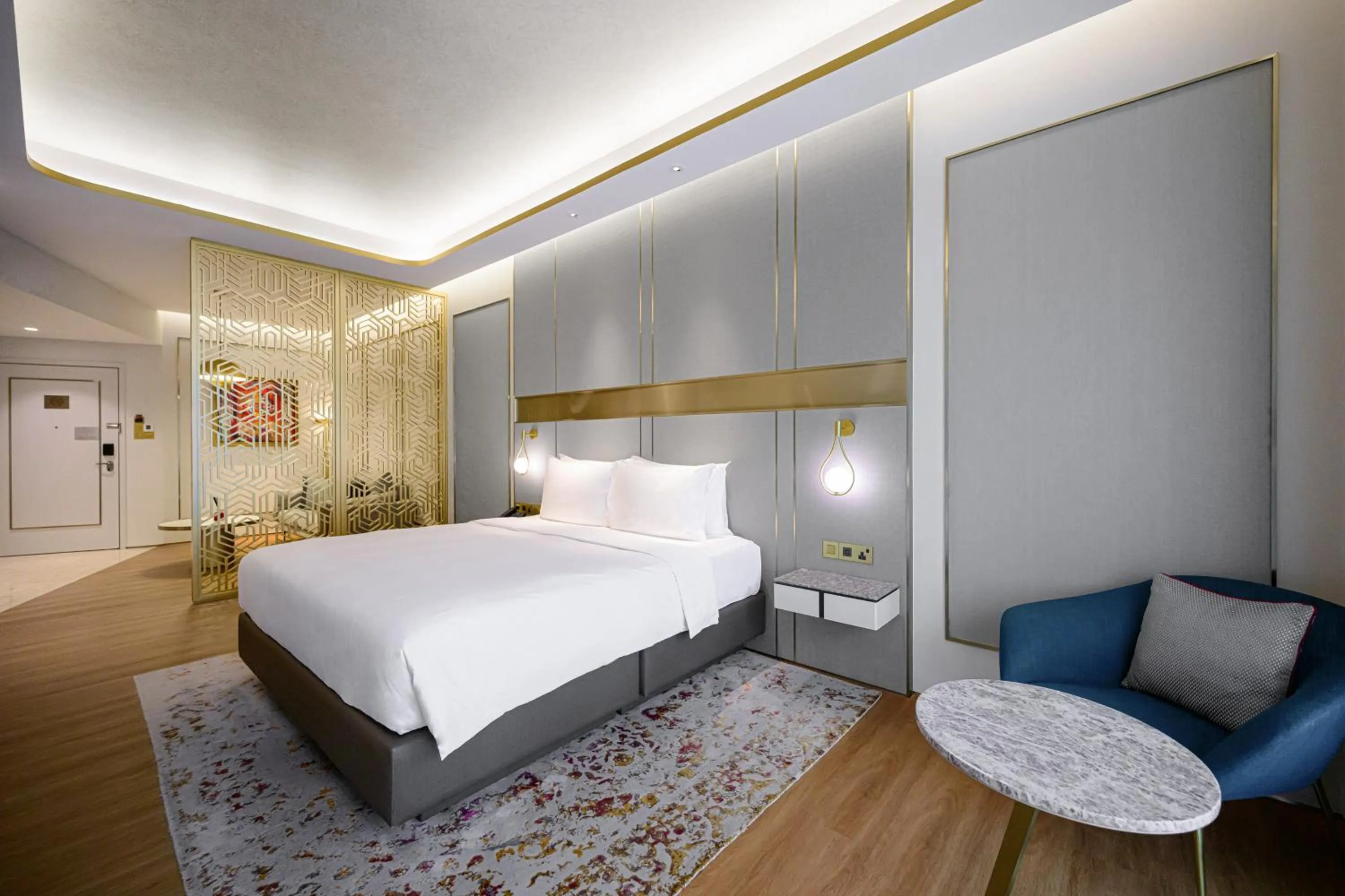 Bed in Resorts World Sentosa - Crockfords Tower