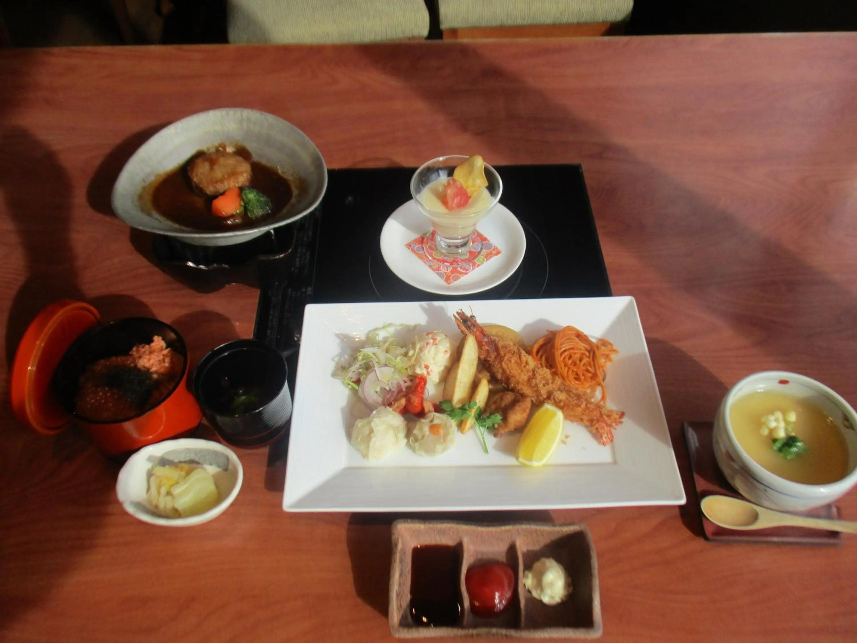 Food and drinks in La Vista Akangawa