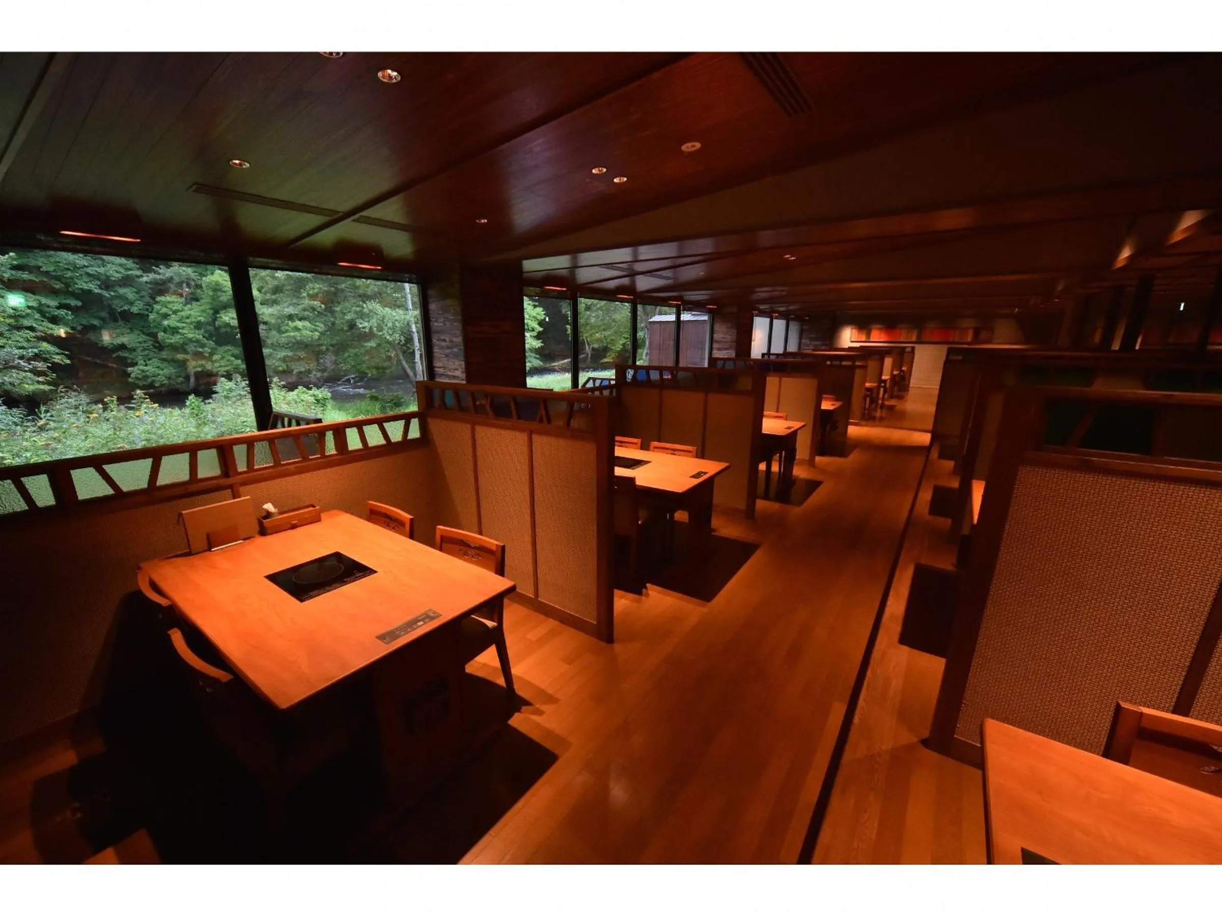 Restaurant/places to eat in La Vista Akangawa