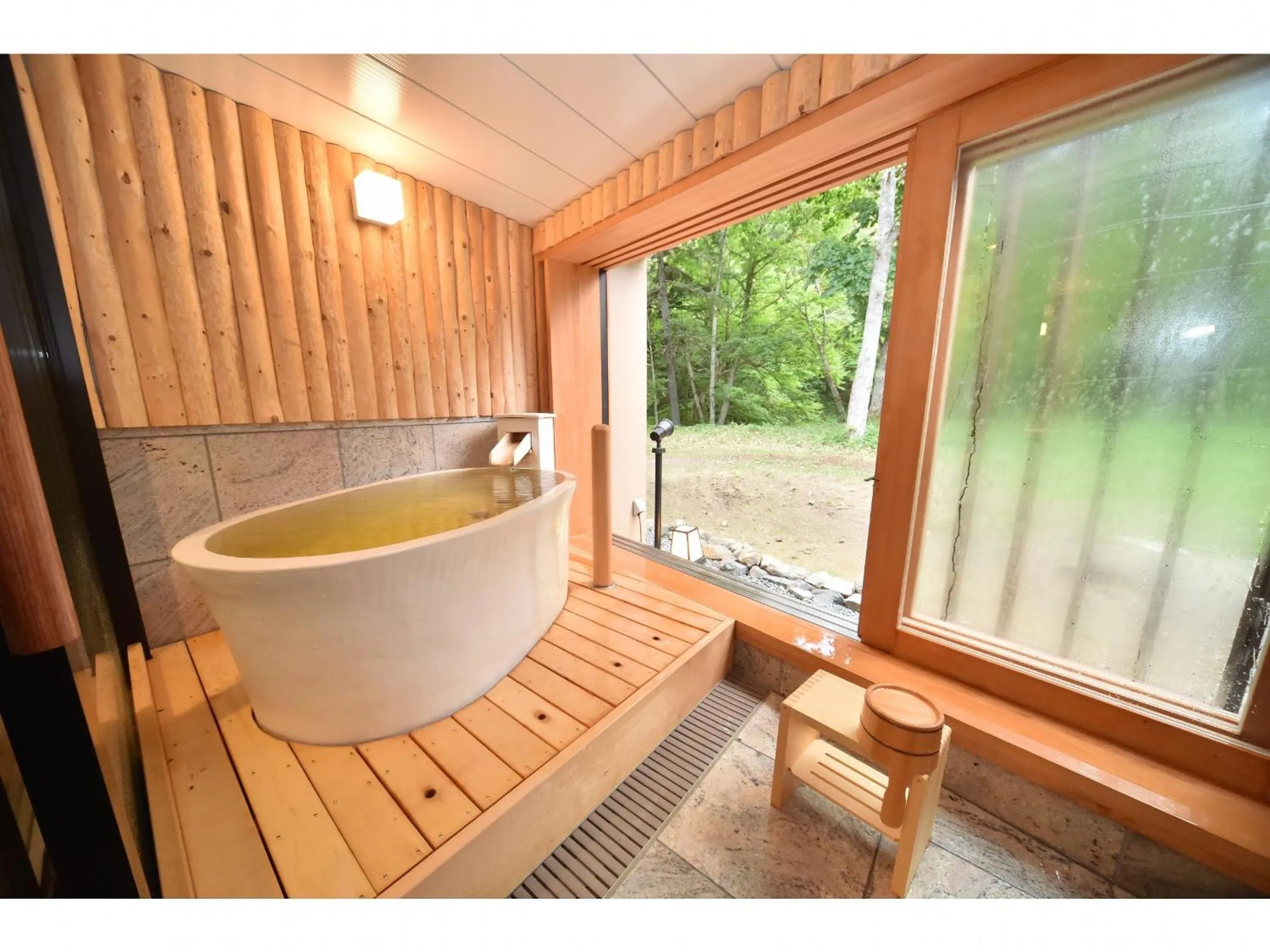 Hot Spring Bath in La Vista Akangawa