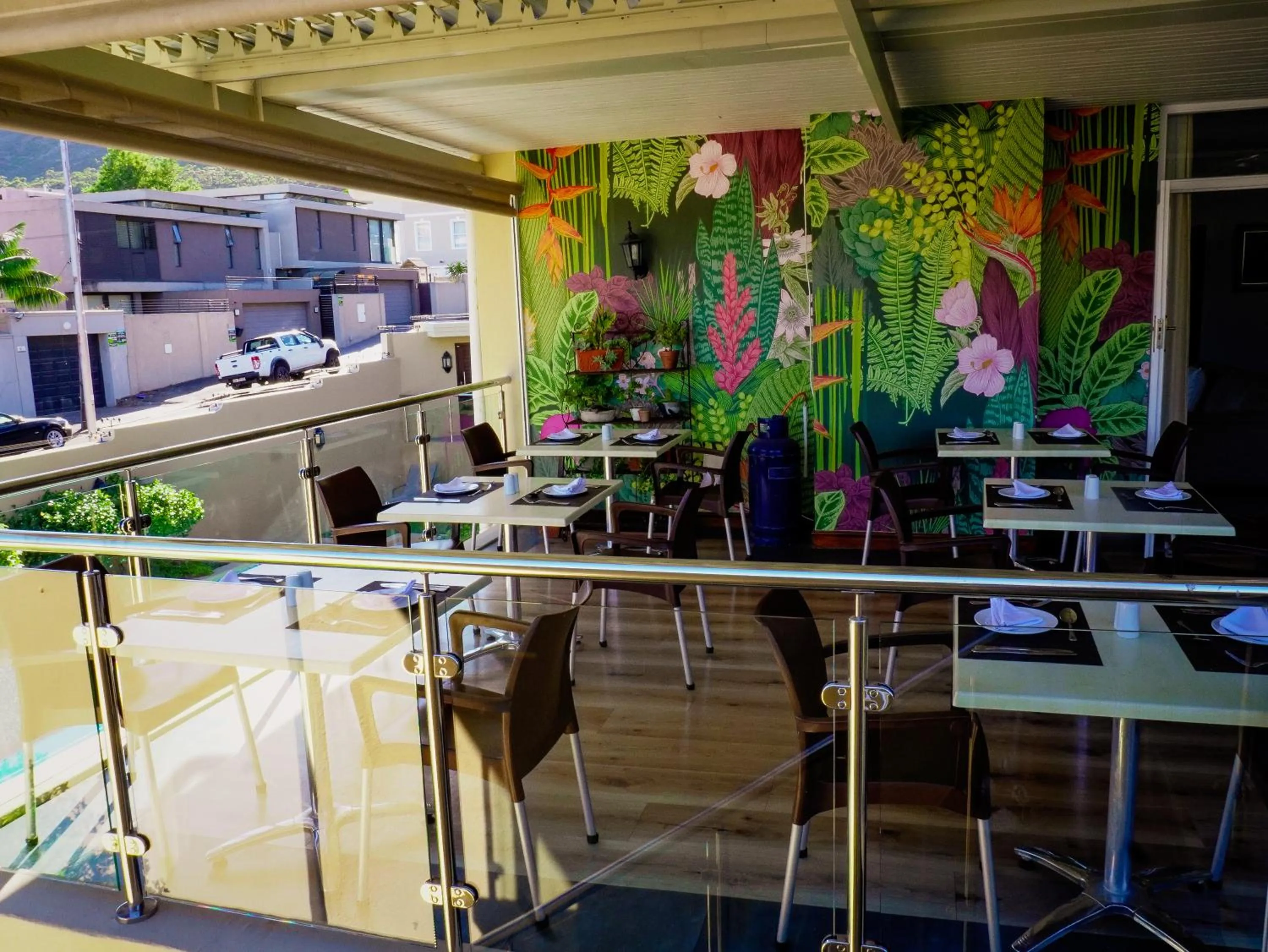 Patio in Sundown Manor Guest House