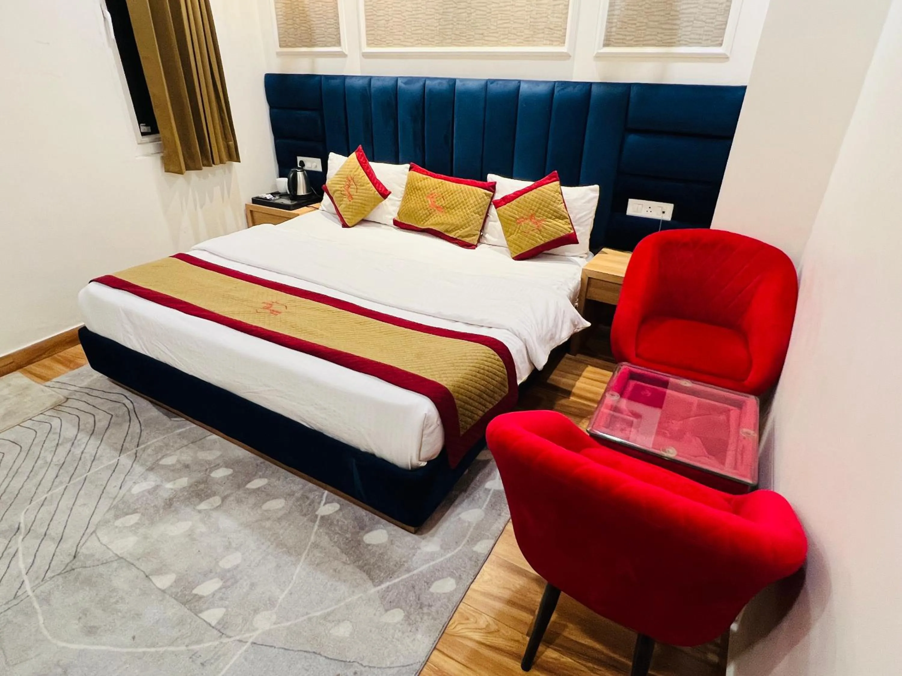 Photo of the whole room, Bed in Hotel Diamond Villa and Banquet