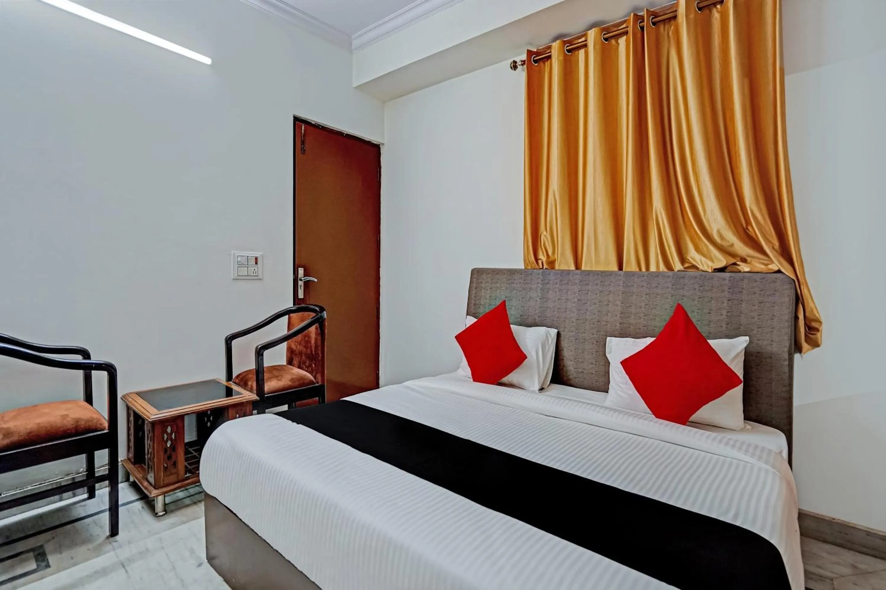 Bedroom, Bed in Collection O Royal Residency S30