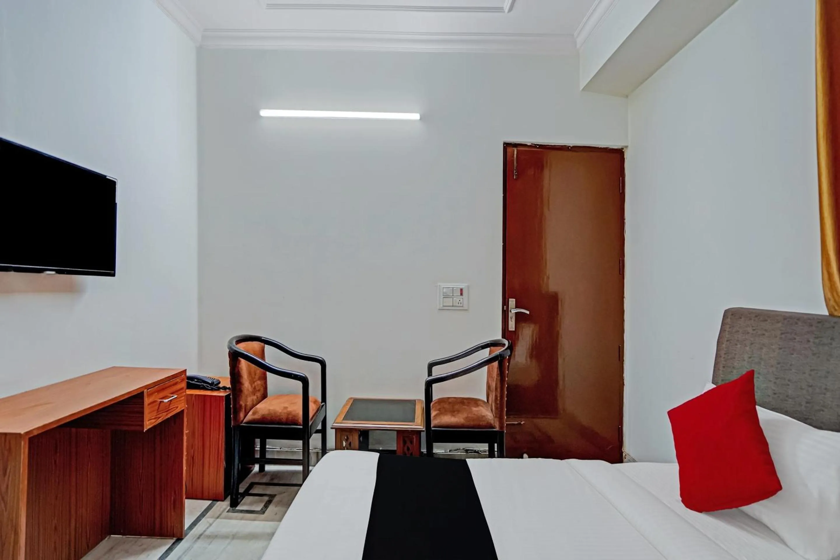 Bedroom, Bed in Collection O Royal Residency S30