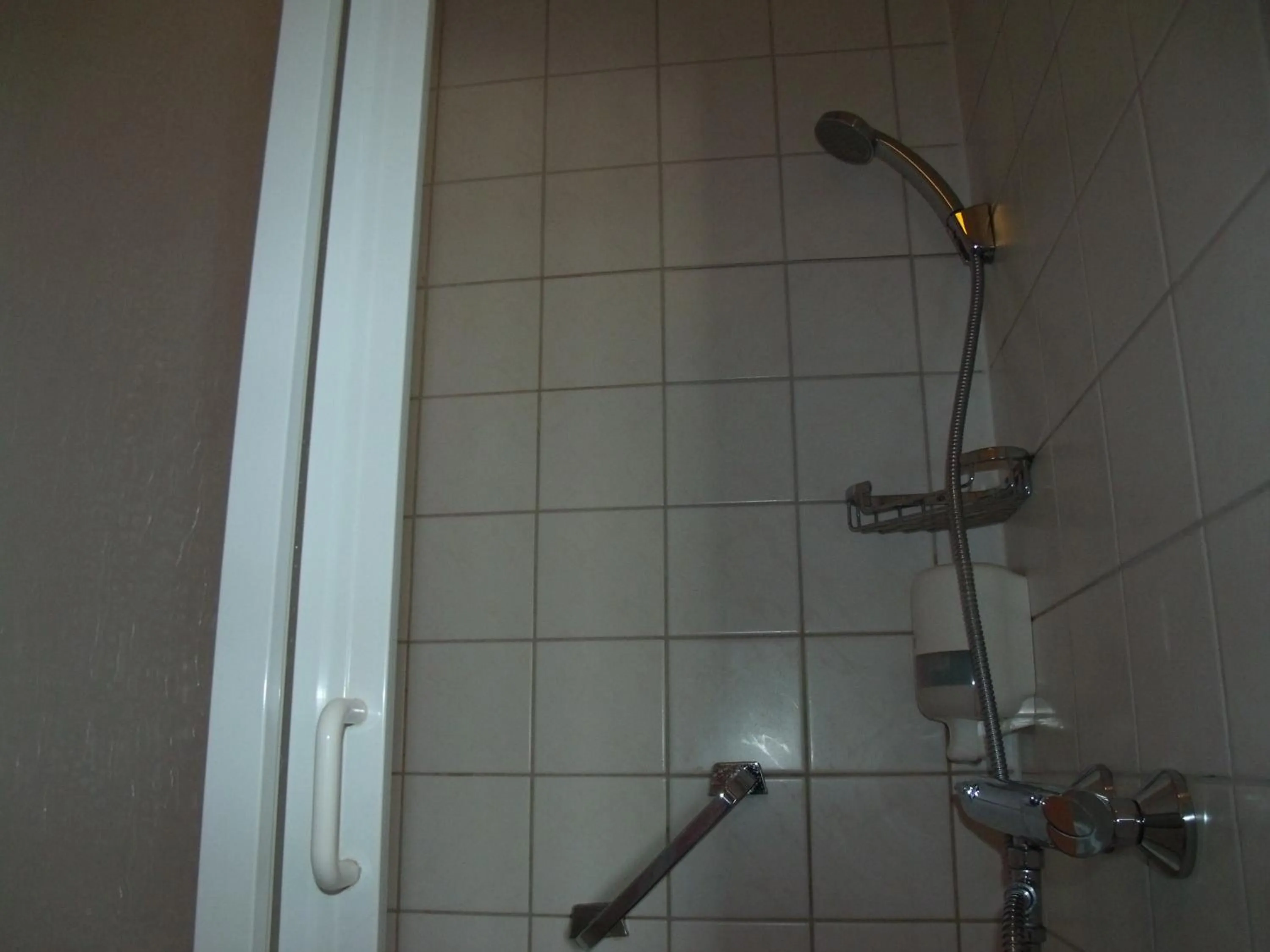 Shower in Zorn Hotel Duinlust