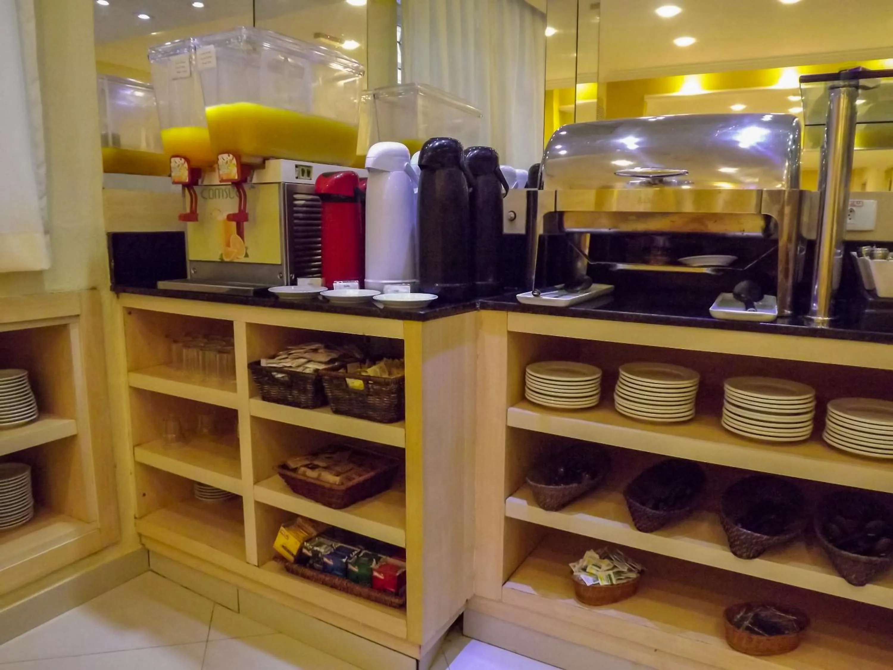 Buffet breakfast in Hotel Villa Rica