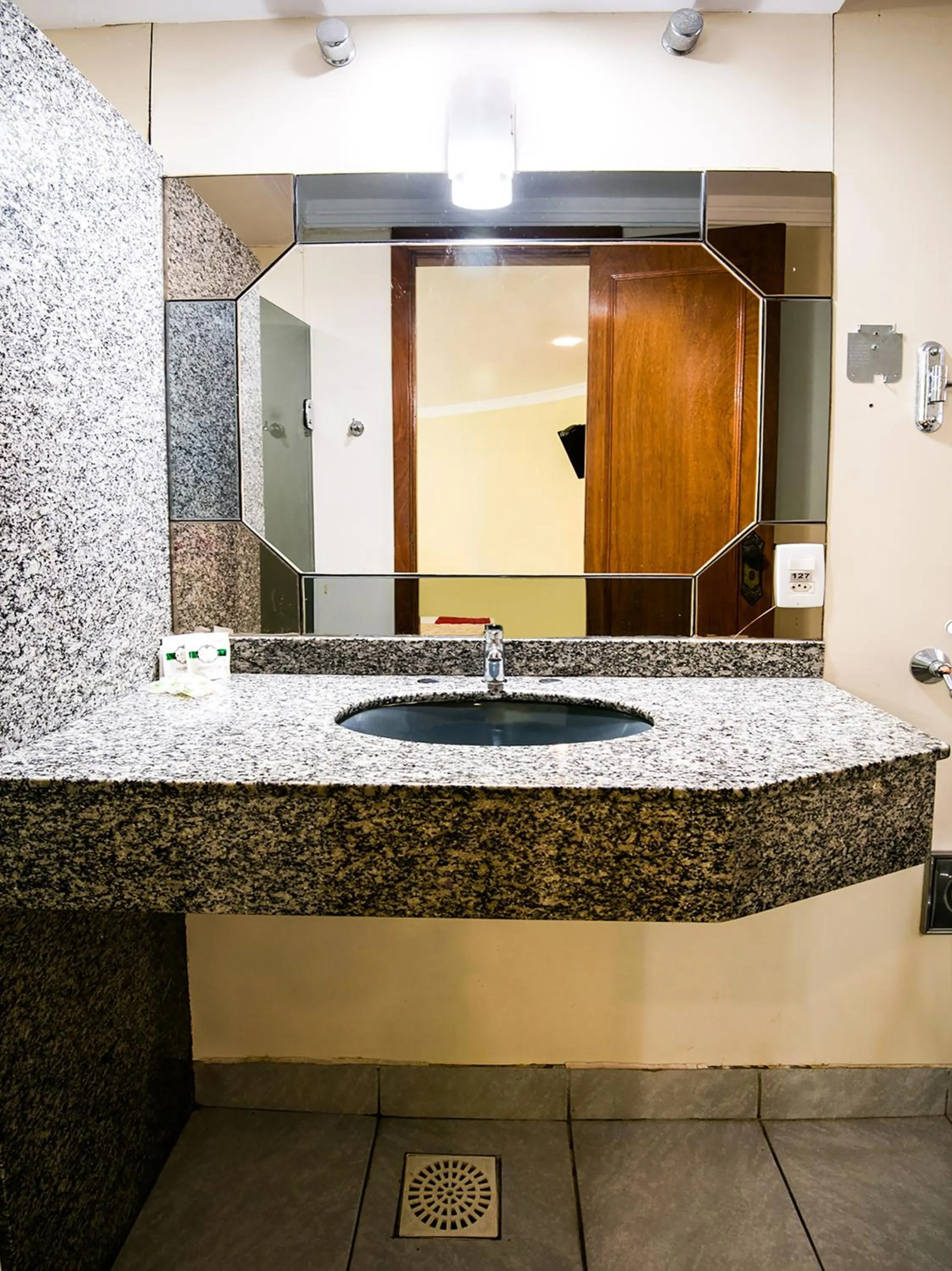 Bathroom in Hotel Villa Rica