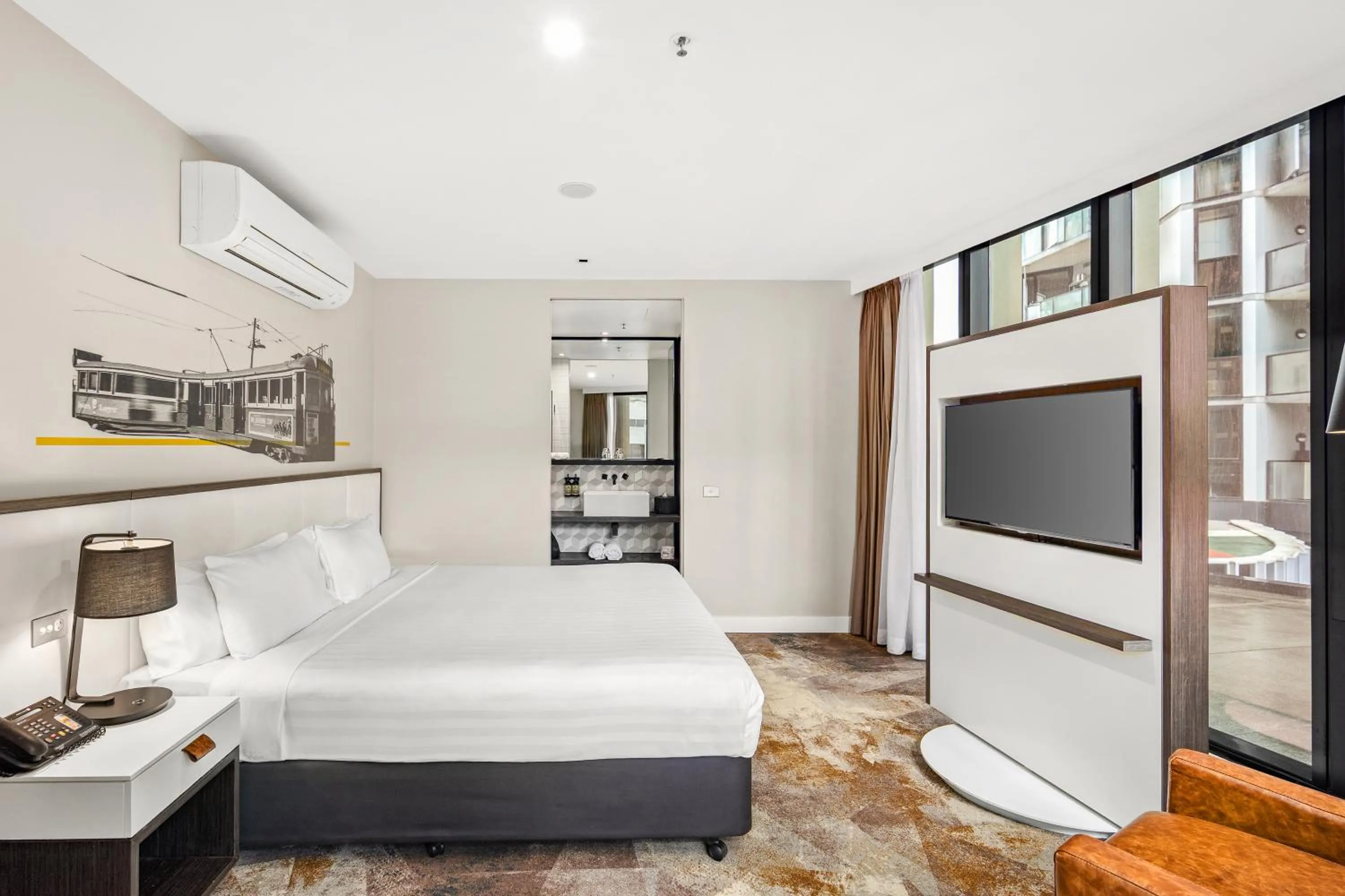 Bed in Peppers Docklands