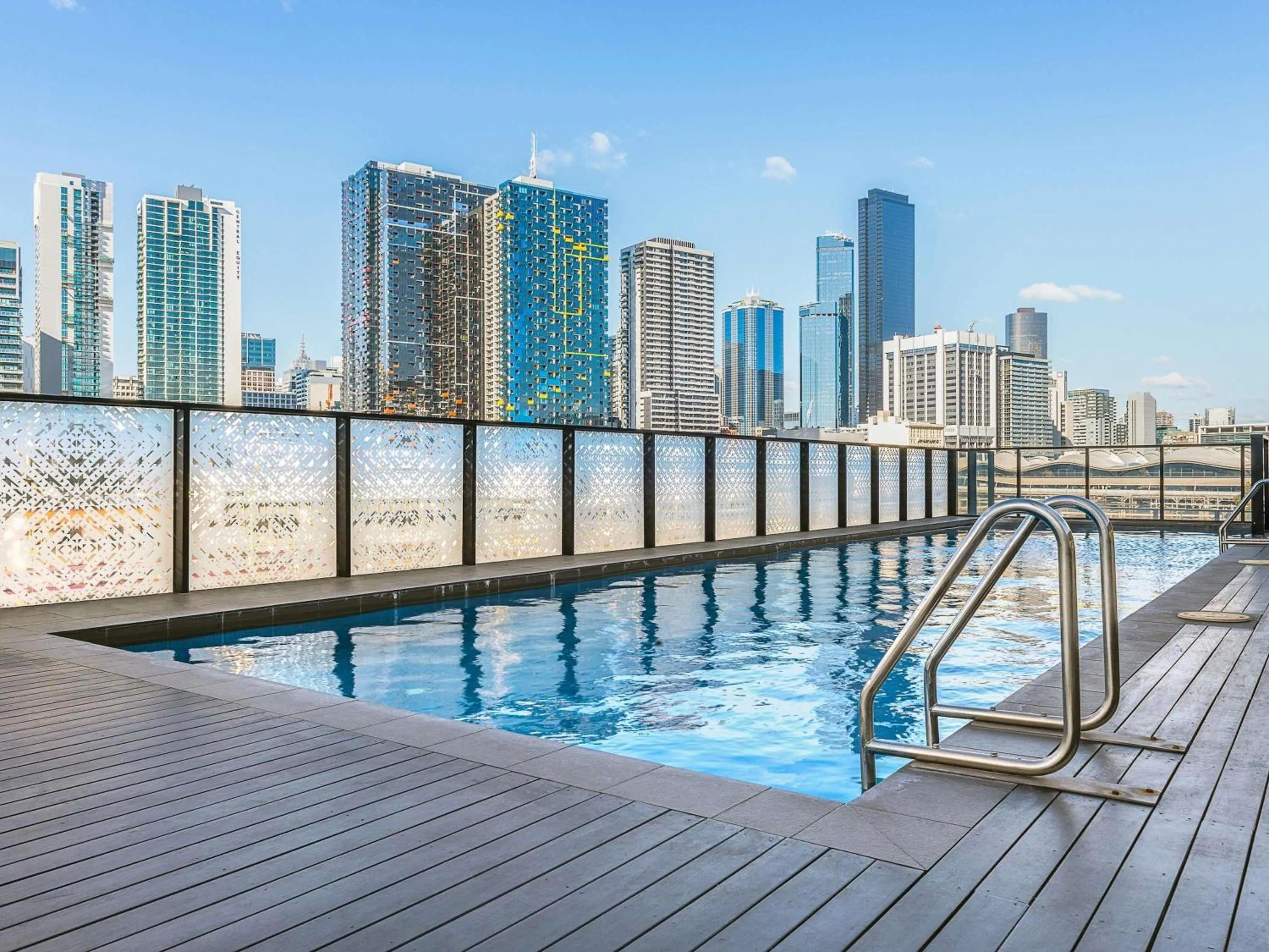 Pool view in Peppers Docklands