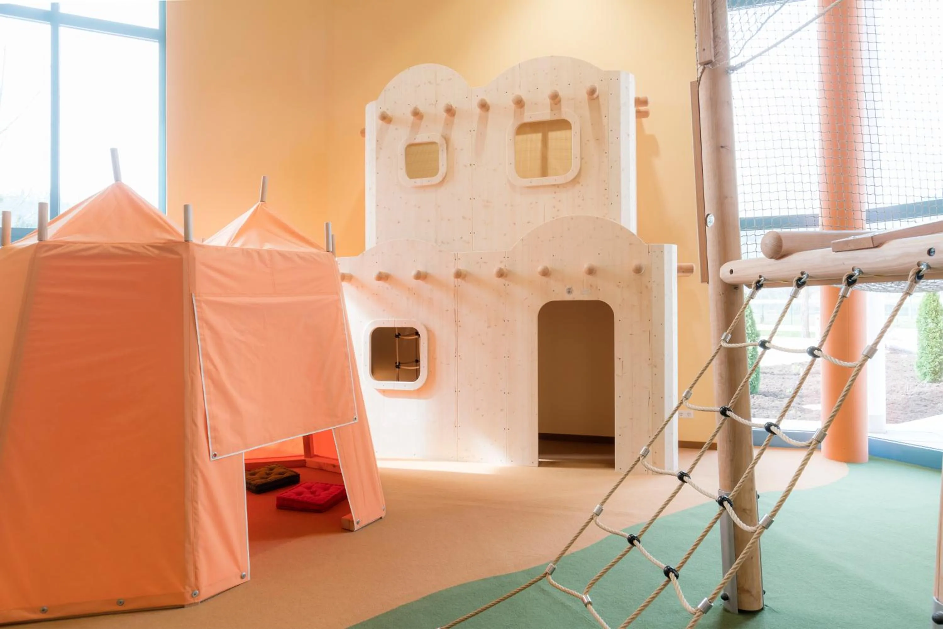 Game Room in JUFA Hotel Stubenbergsee