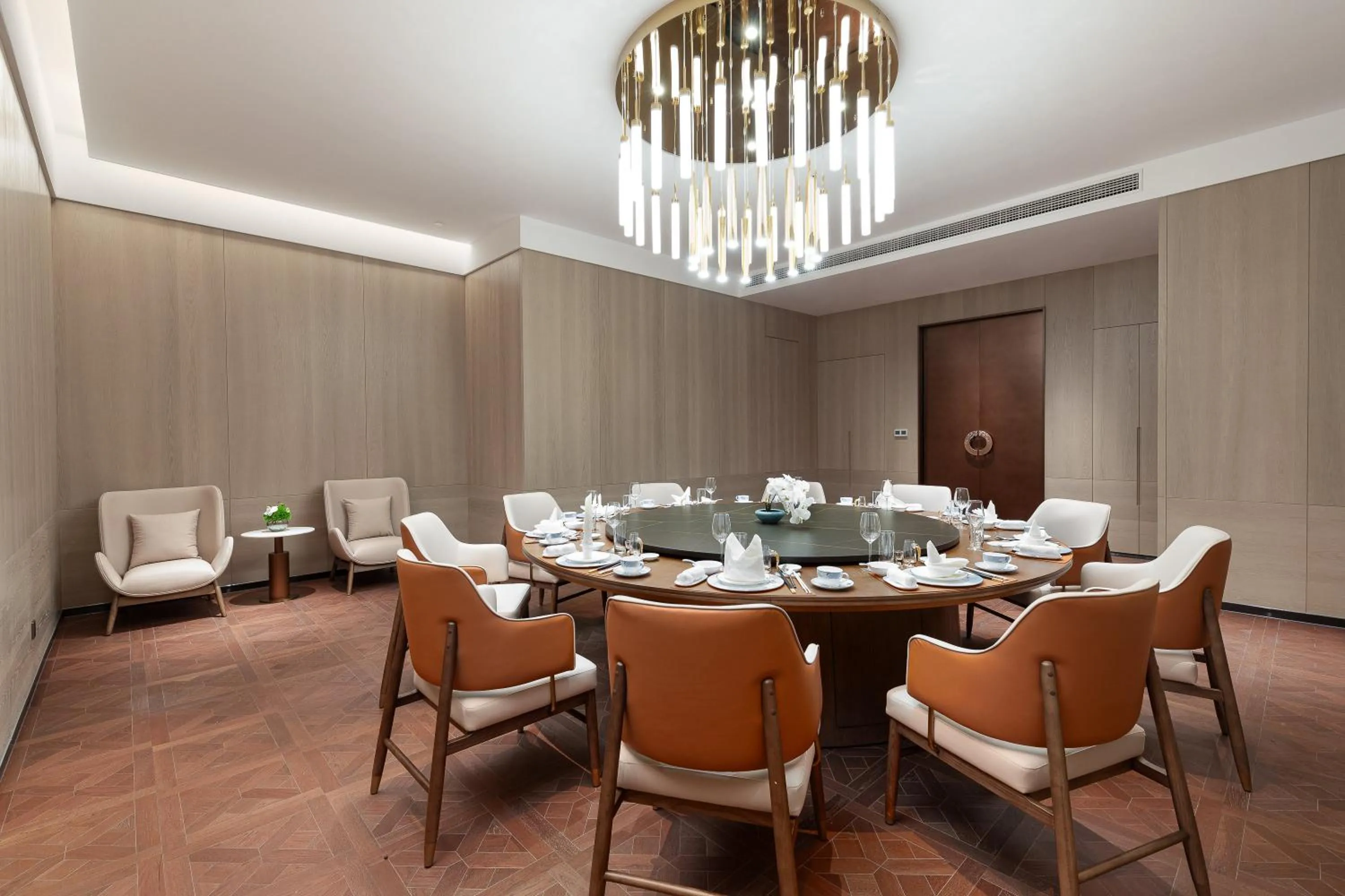 Restaurant/places to eat in voco Lianyungang Haizhou Bay by IHG