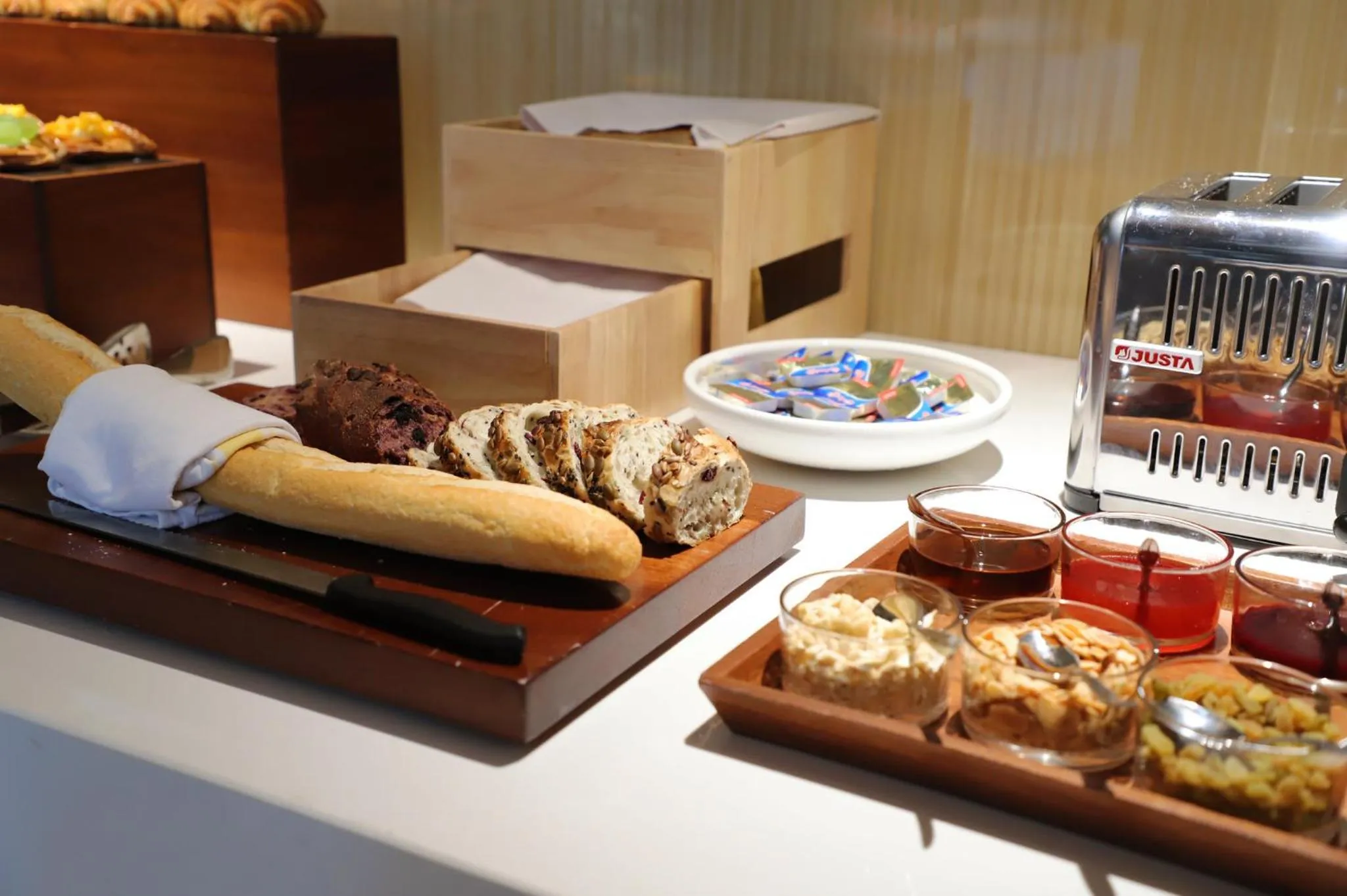 Breakfast in voco Lianyungang Haizhou Bay by IHG