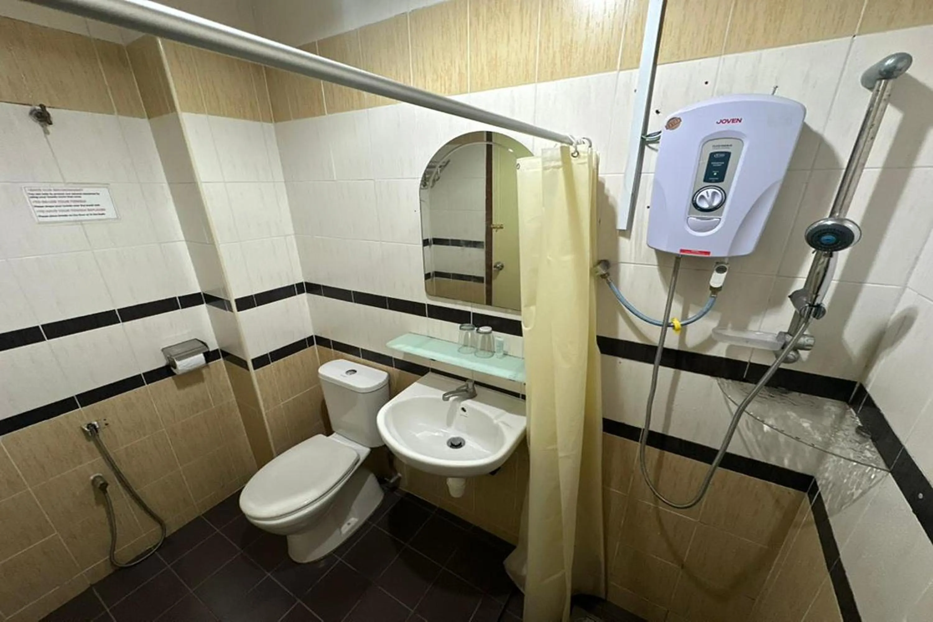 Bathroom in Hotel Titiwangsa