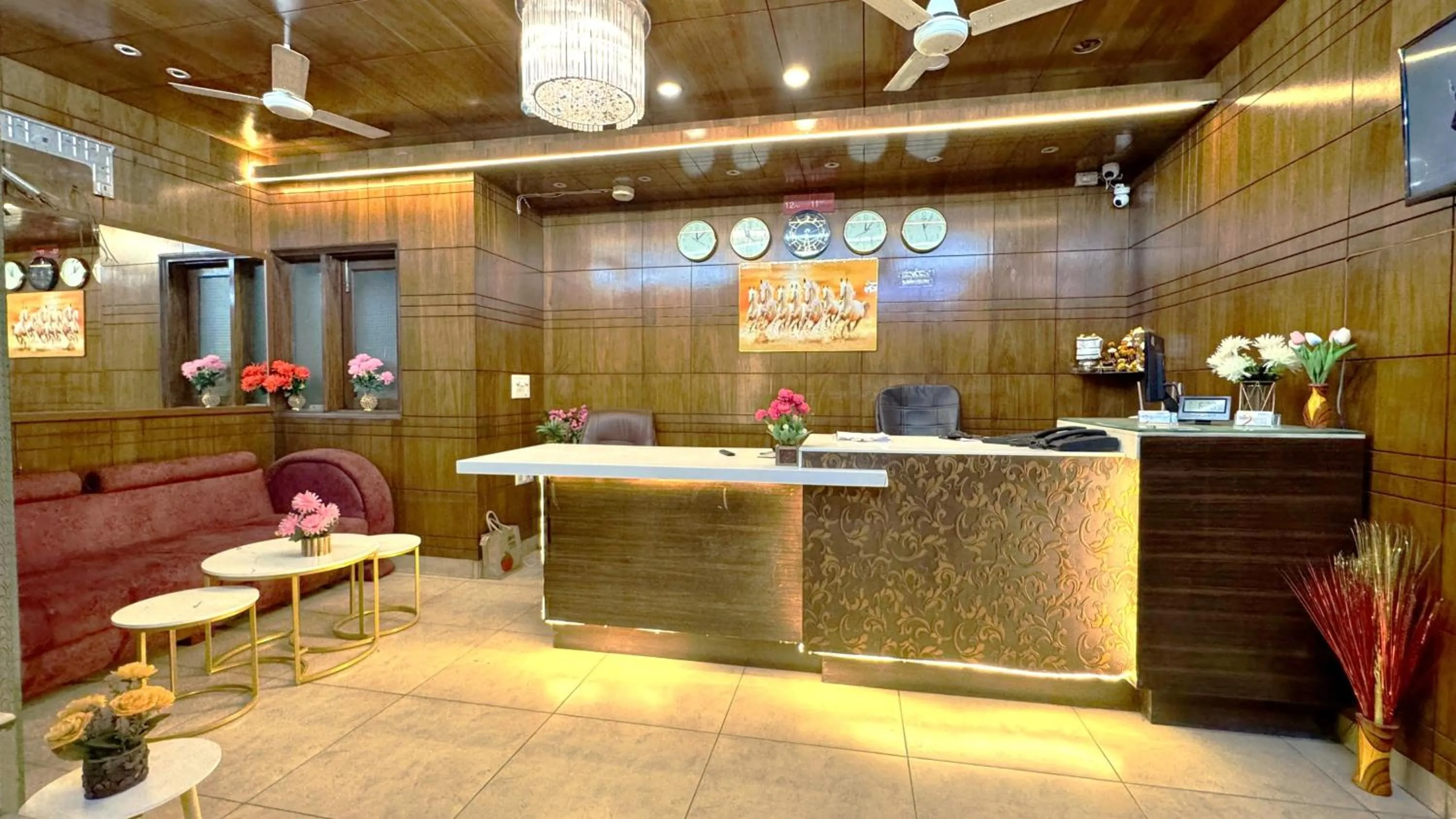 HOTEL JASHN INN Near Apollo Hospital