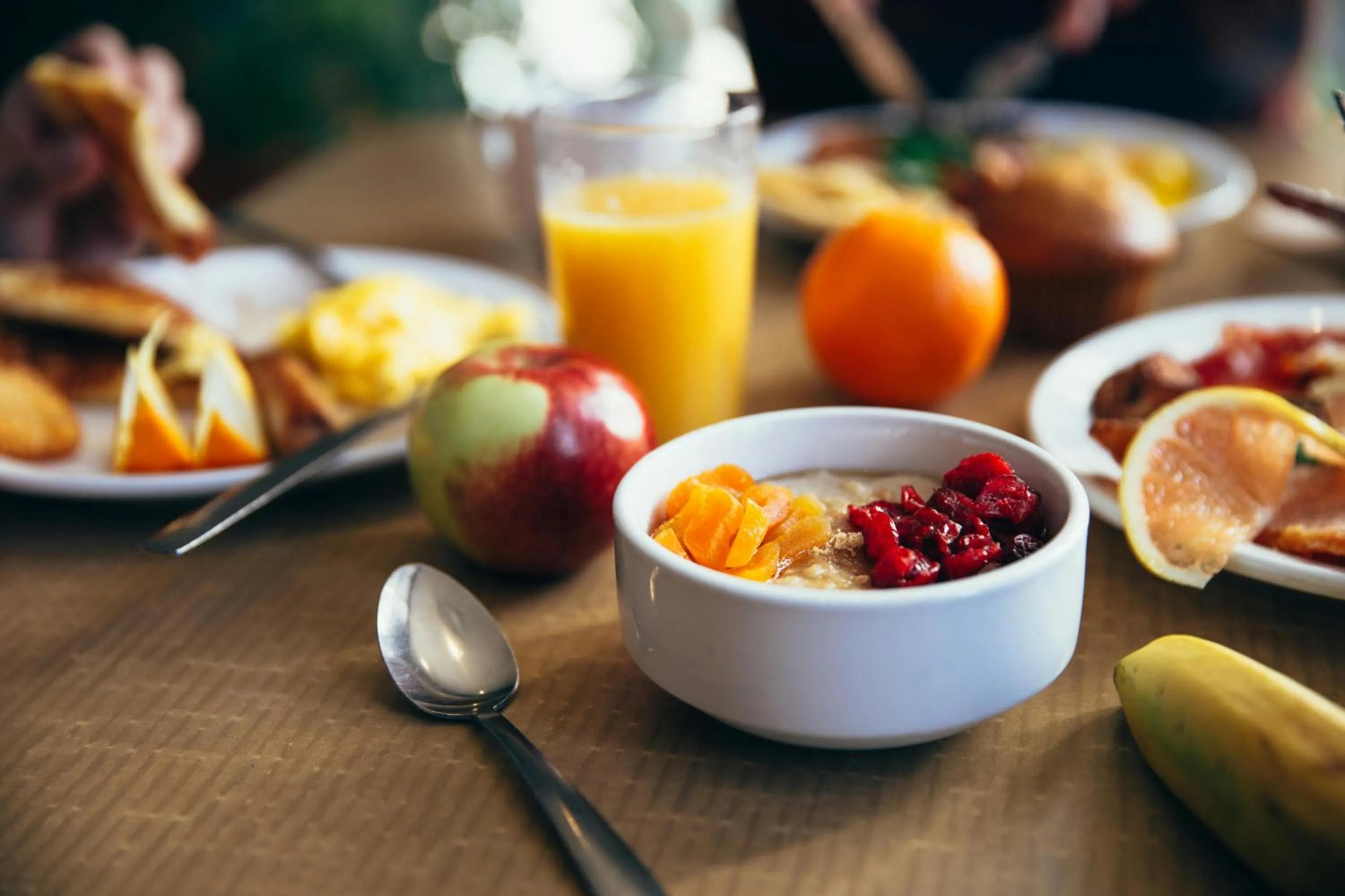 Breakfast in HOTEL JASHN INN Near Apollo Hospital