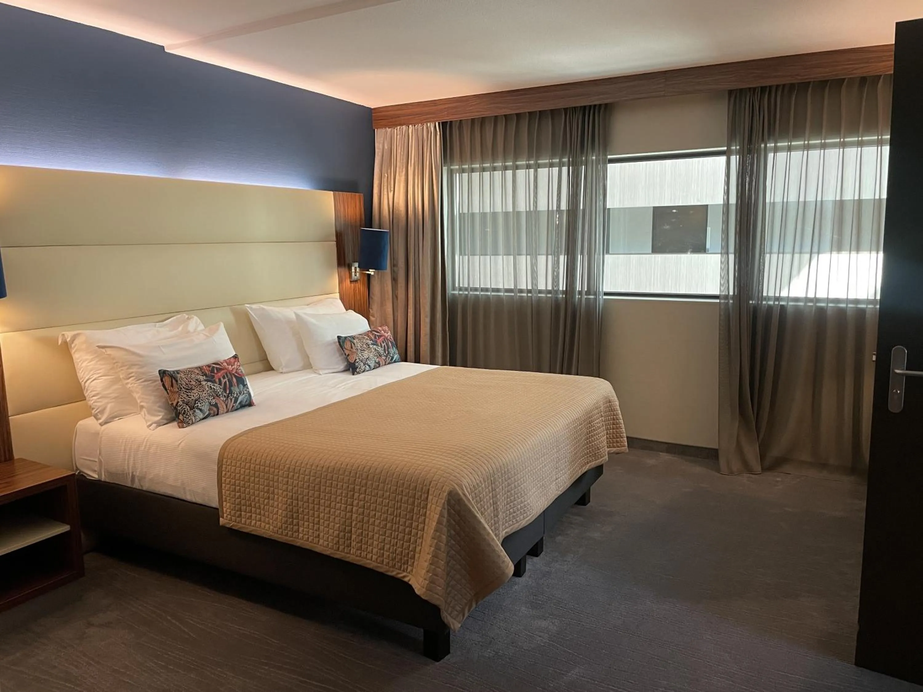 Bed in Van der Valk Hotel Rotterdam - Blijdorp