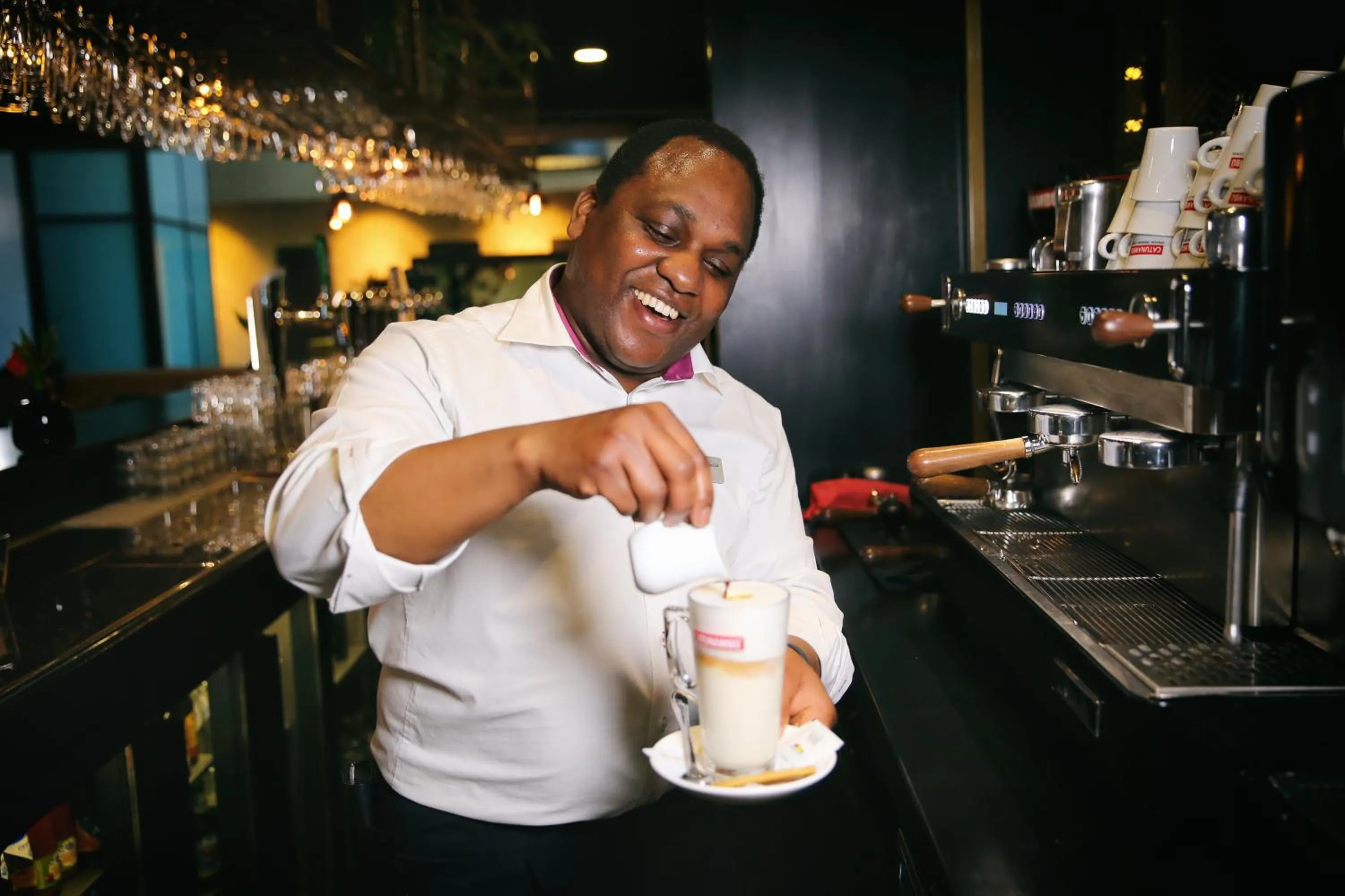 Lounge or bar in Van der Valk Hotel Rotterdam - Blijdorp