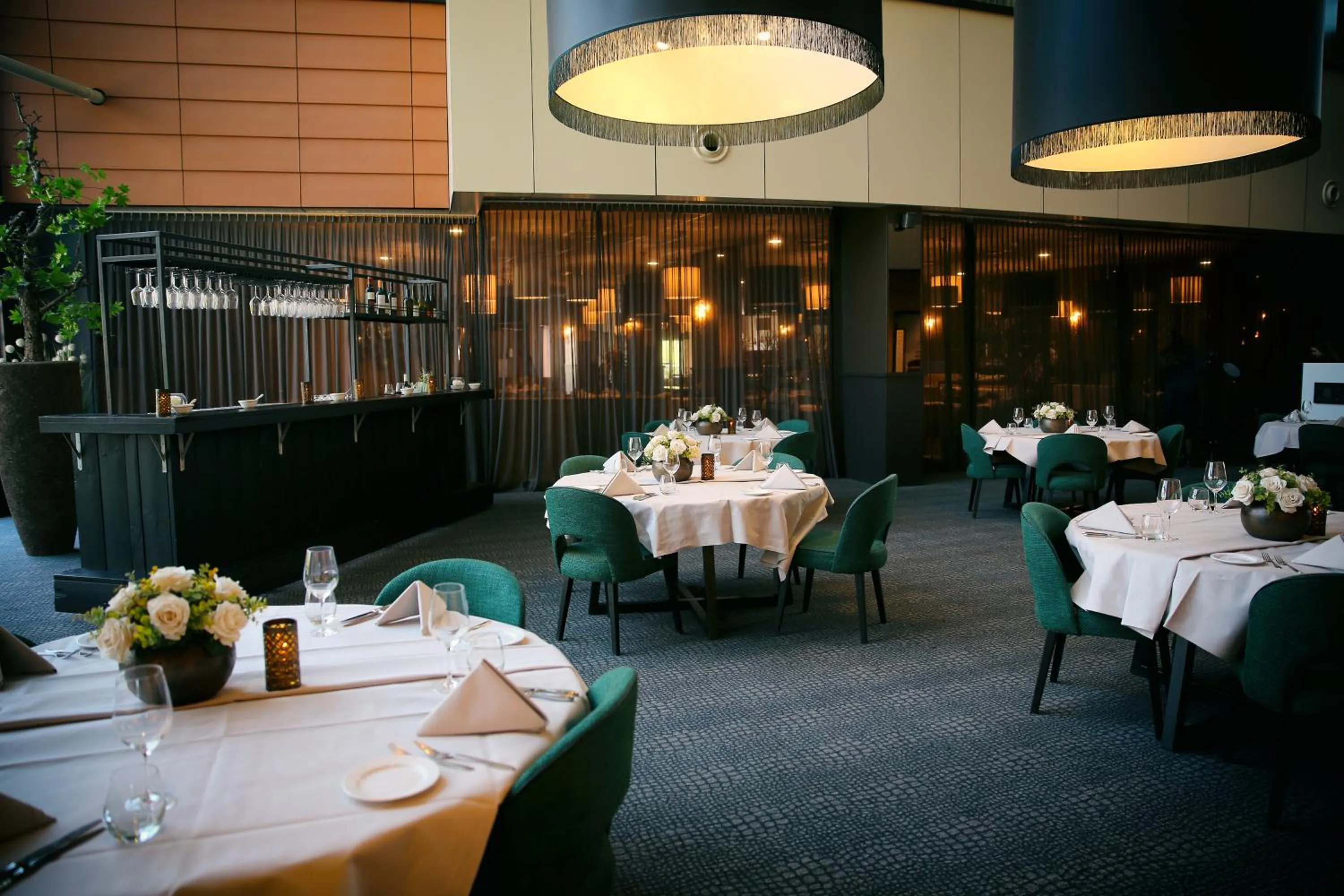 Restaurant/places to eat in Van der Valk Hotel Rotterdam - Blijdorp