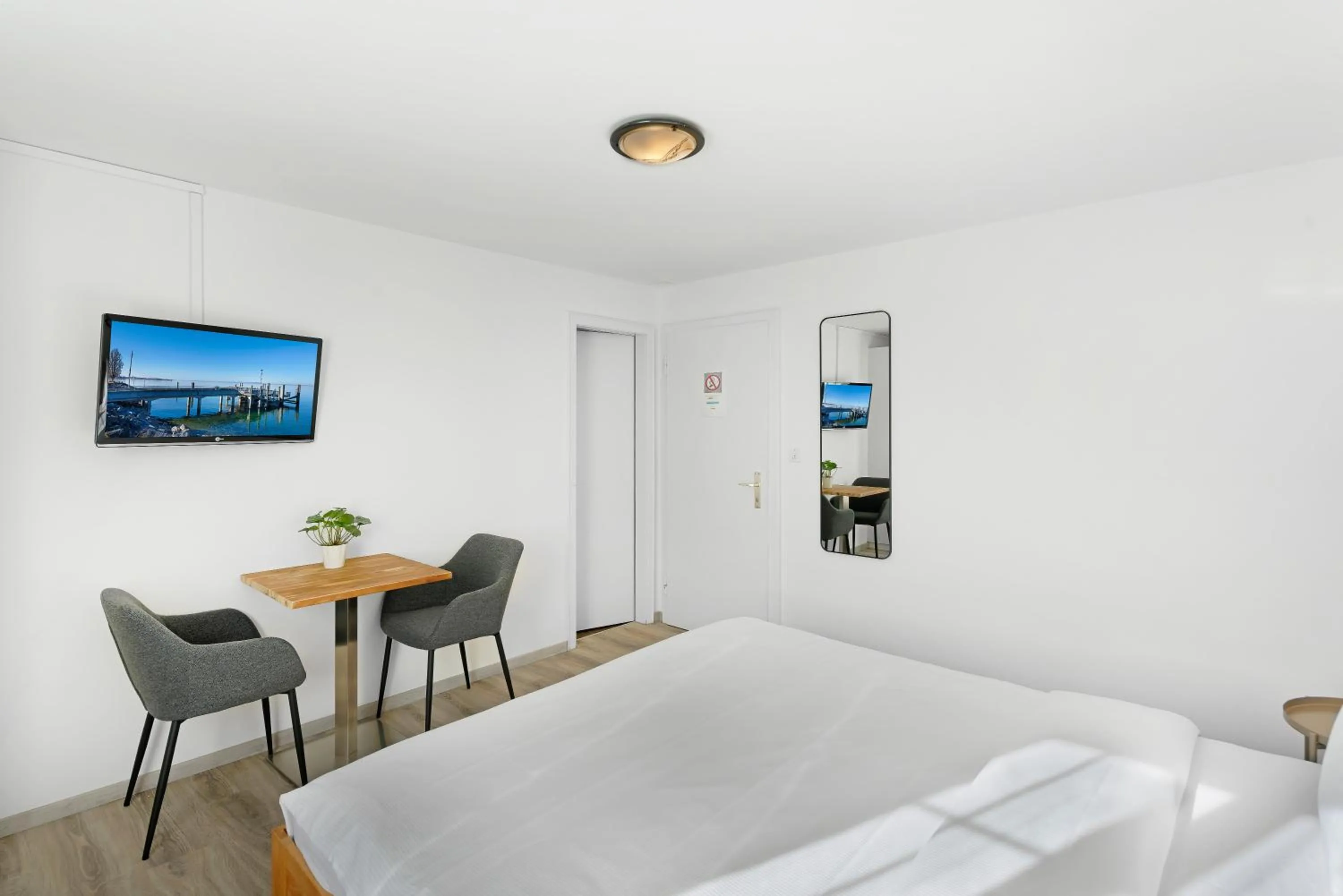 Bed in Hotel Schiff
