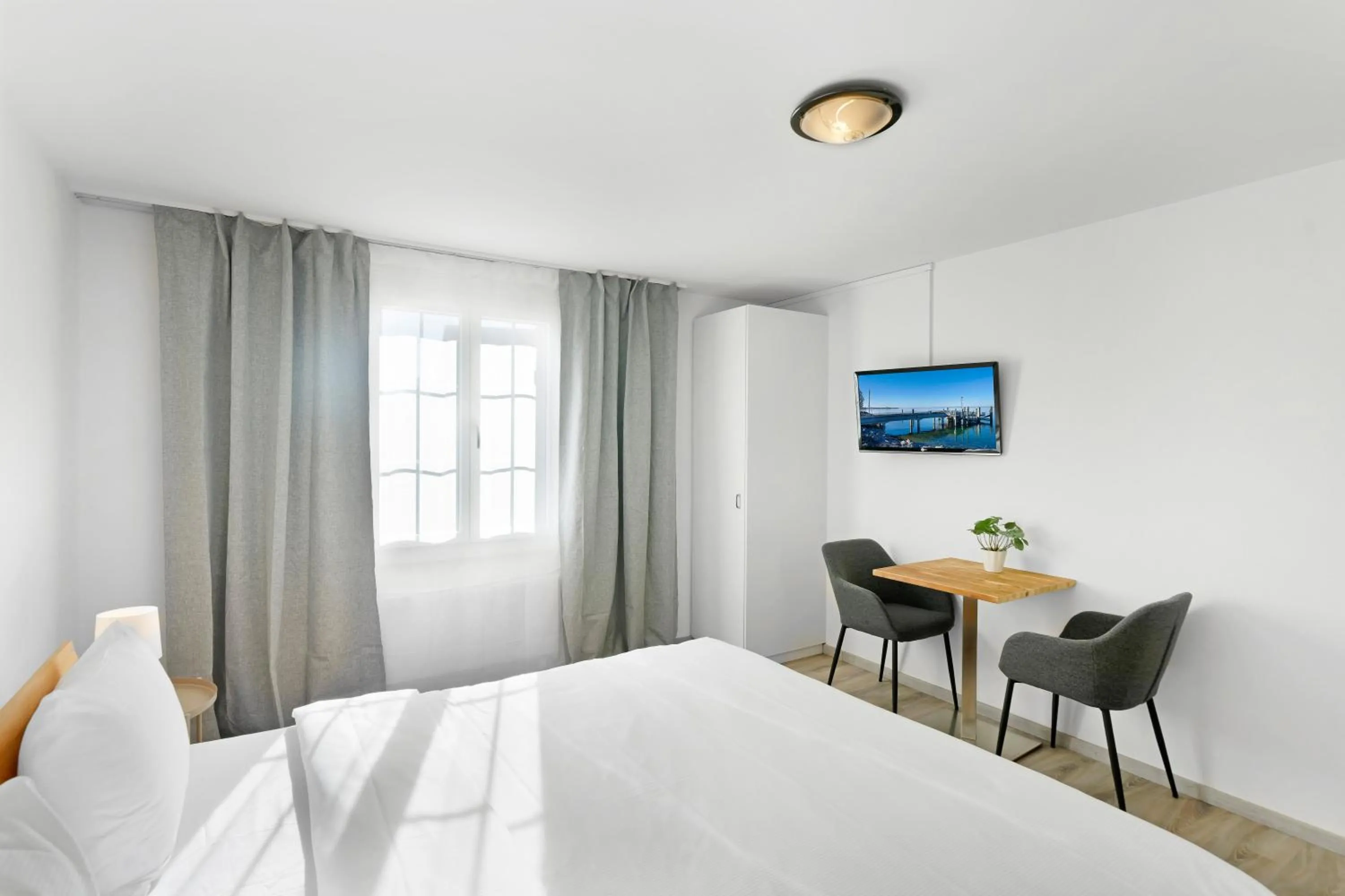 Bed in Hotel Schiff