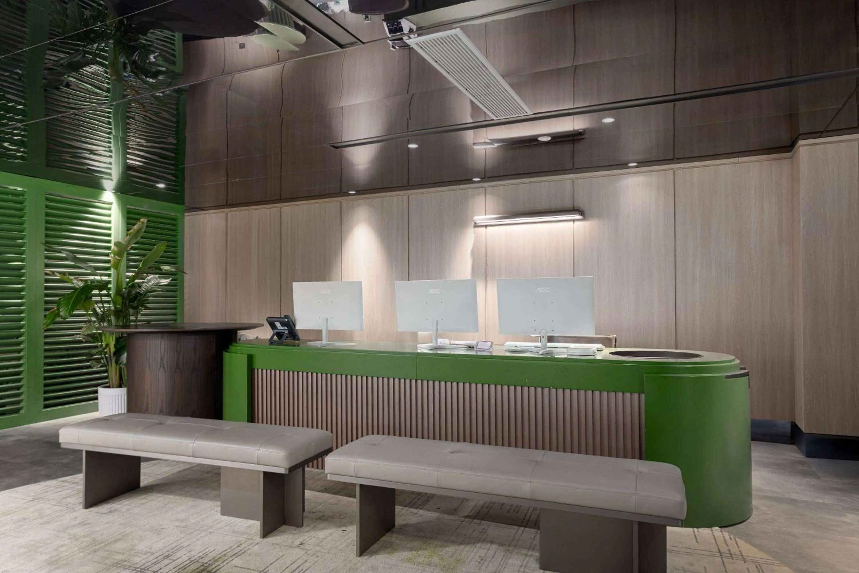 Lobby or reception in Ramada Encore by Wyndham Wuhan Int'l Conference Center