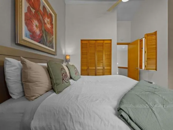 Beaches Inn Townhomes