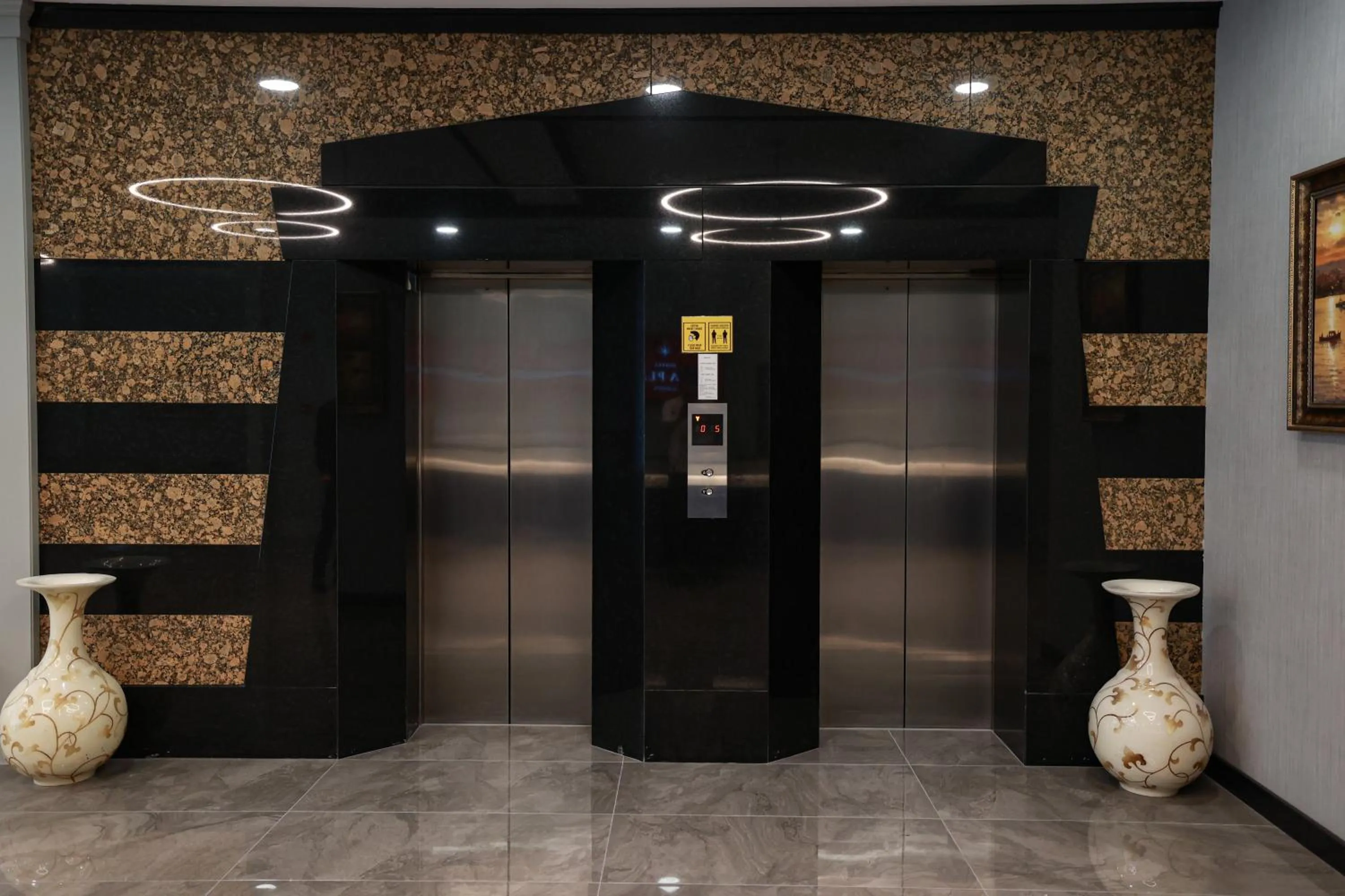 elevator in Nova Plaza Orion Hotel