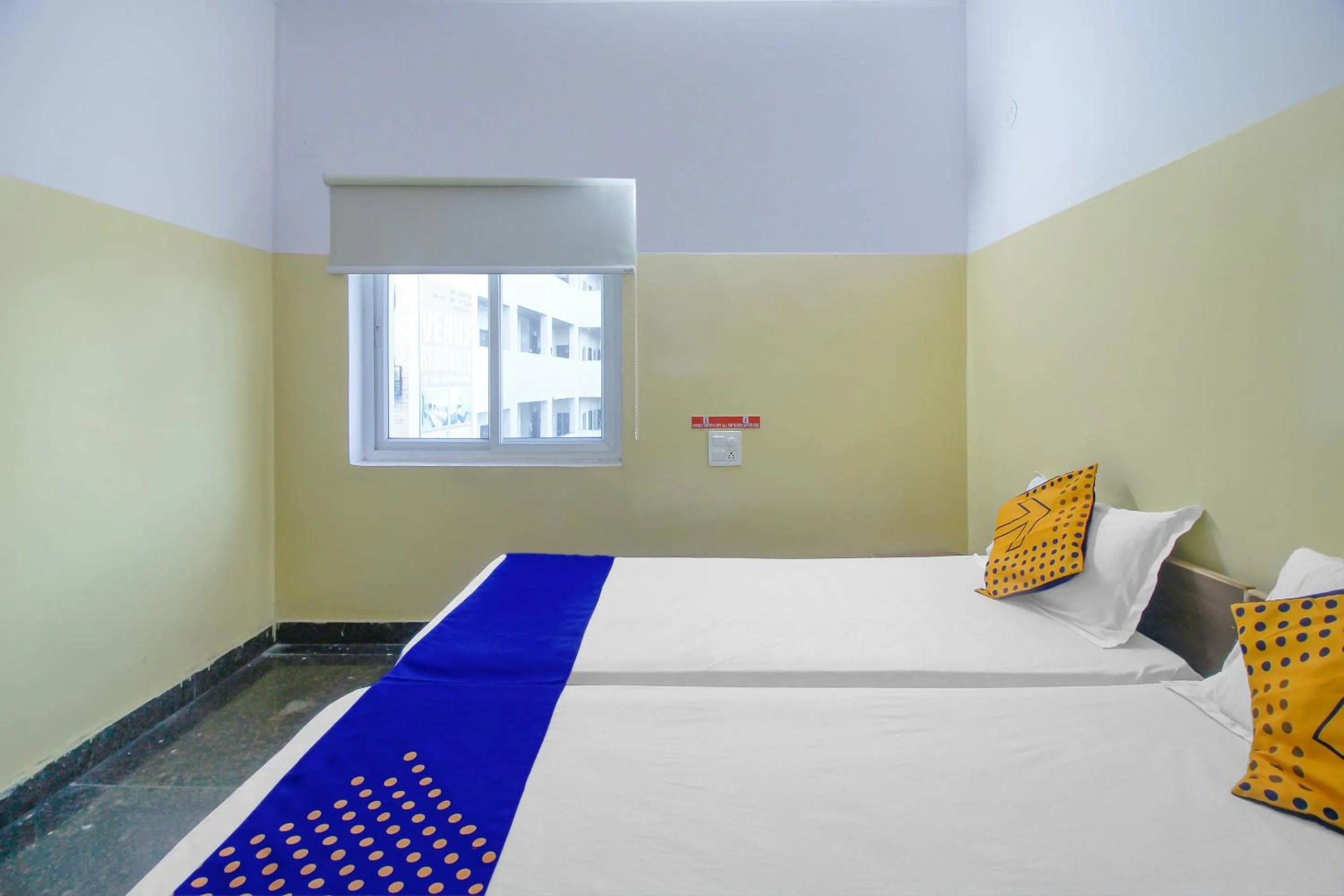Bedroom, Bed in SPOT ON 81775 MOHIT GOKUL LODGE NEW LUXURY ROOM'S NEAR SECUNDERABAD RAILWAY STATION