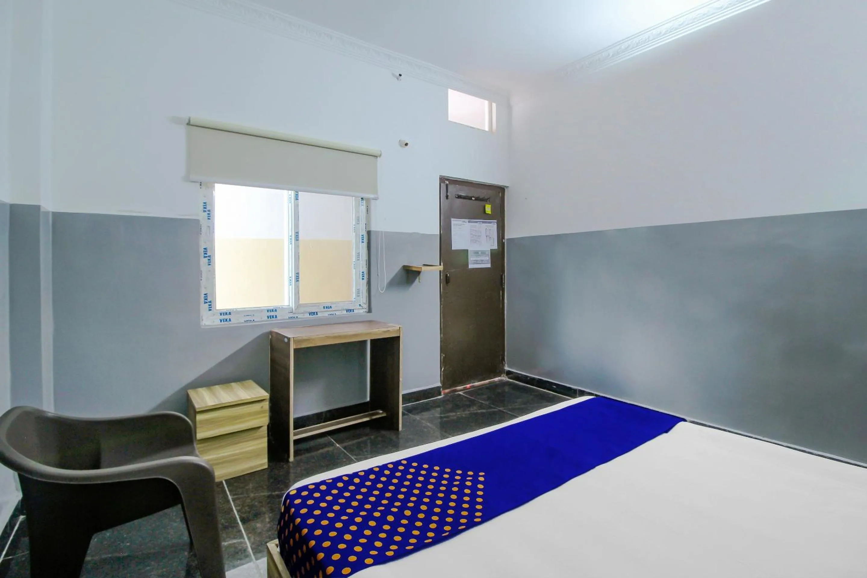 Bedroom, Bed in SPOT ON 81775 MOHIT GOKUL LODGE NEW LUXURY ROOM'S NEAR SECUNDERABAD RAILWAY STATION