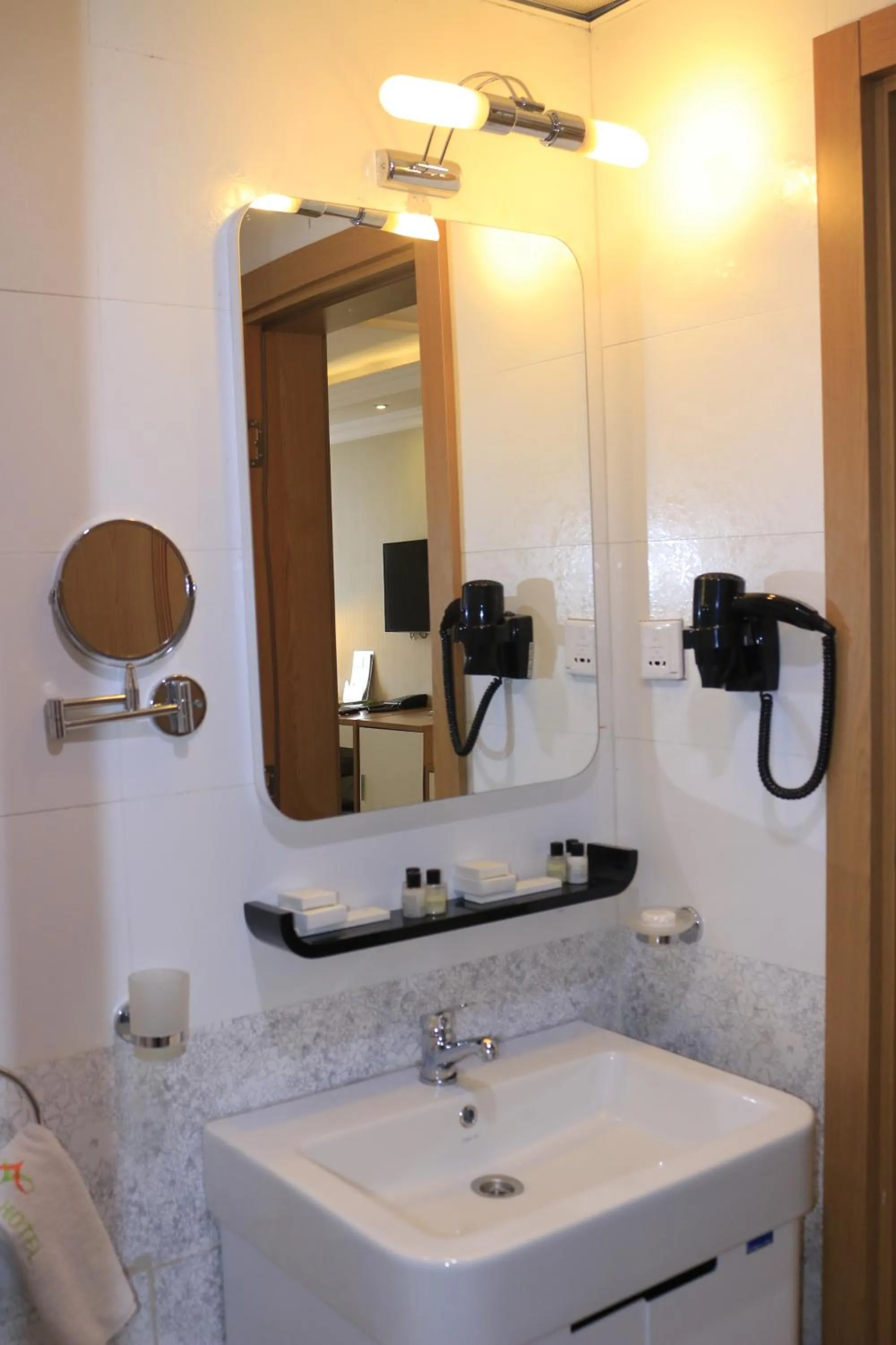 Bathroom in Momona Hotel