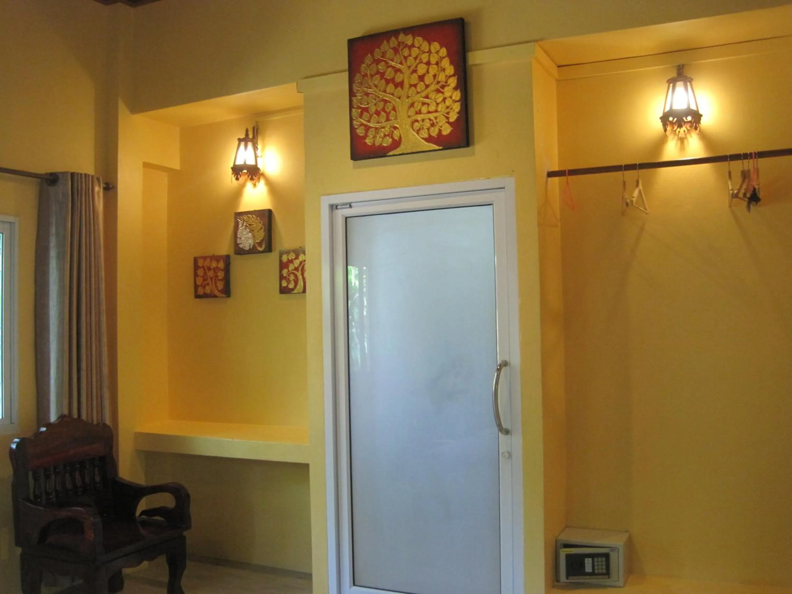 JJ Beach Resort & JJ Seafood