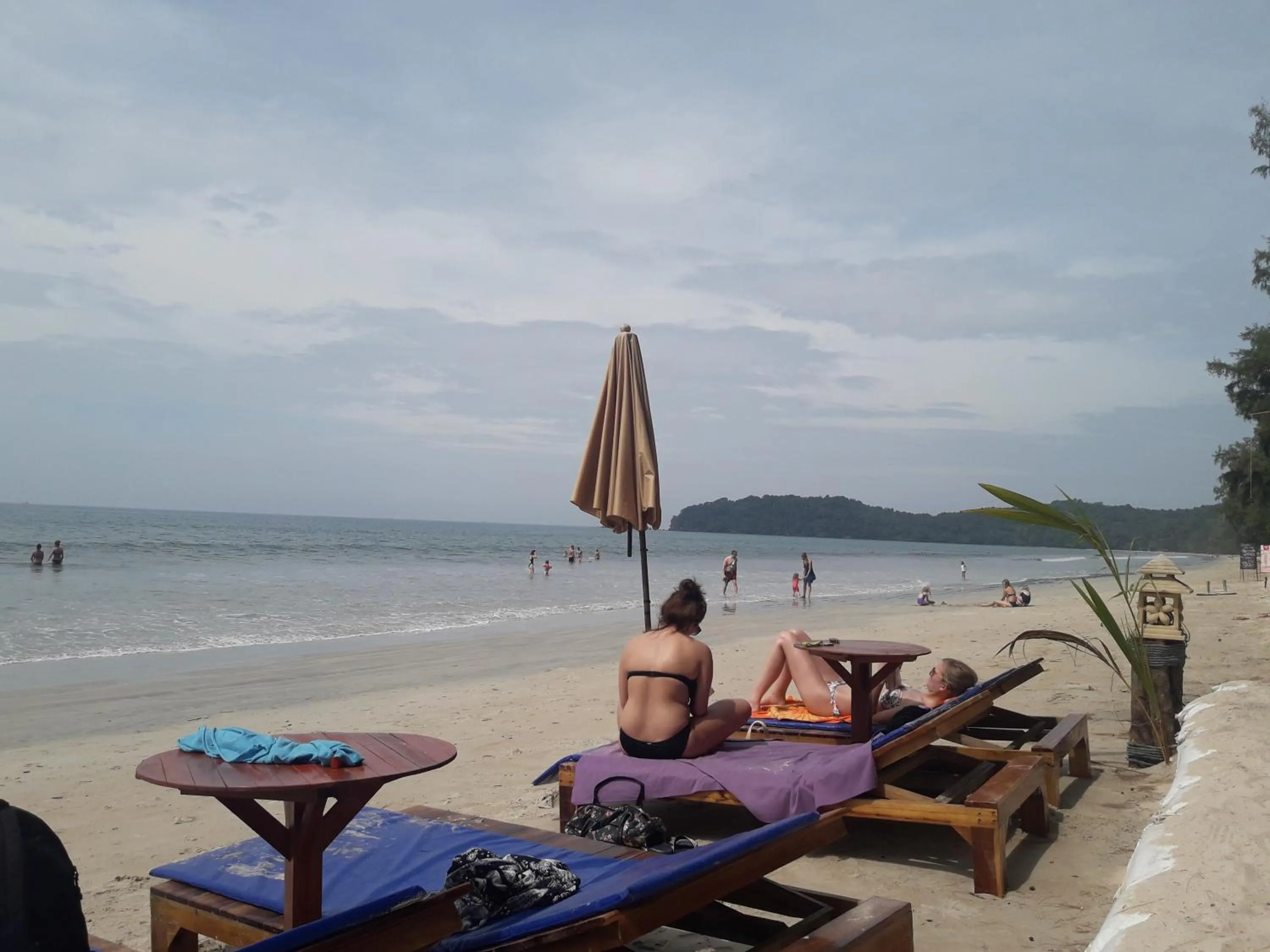 JJ Beach Resort & JJ Seafood